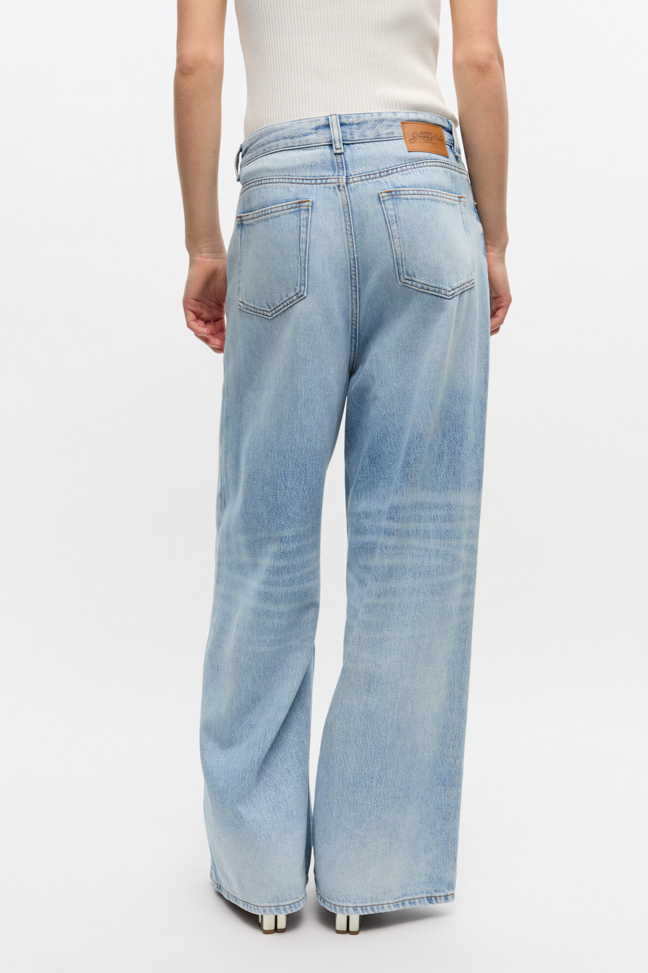 Baggy Wide Jeans in Light Blue Denim, Organic Cotton, in colour Light Blue Stone - 3 - GANNI