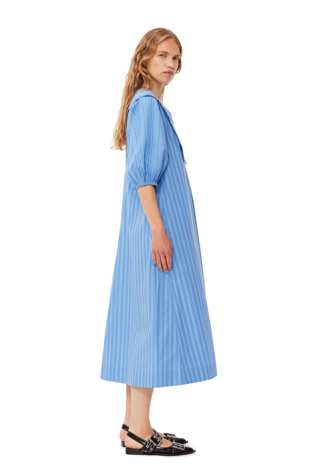 Re-cut Striped Cotton V-Neck Maxikjole, Cotton, in colour Silver Lake Blue - 3 - GANNI