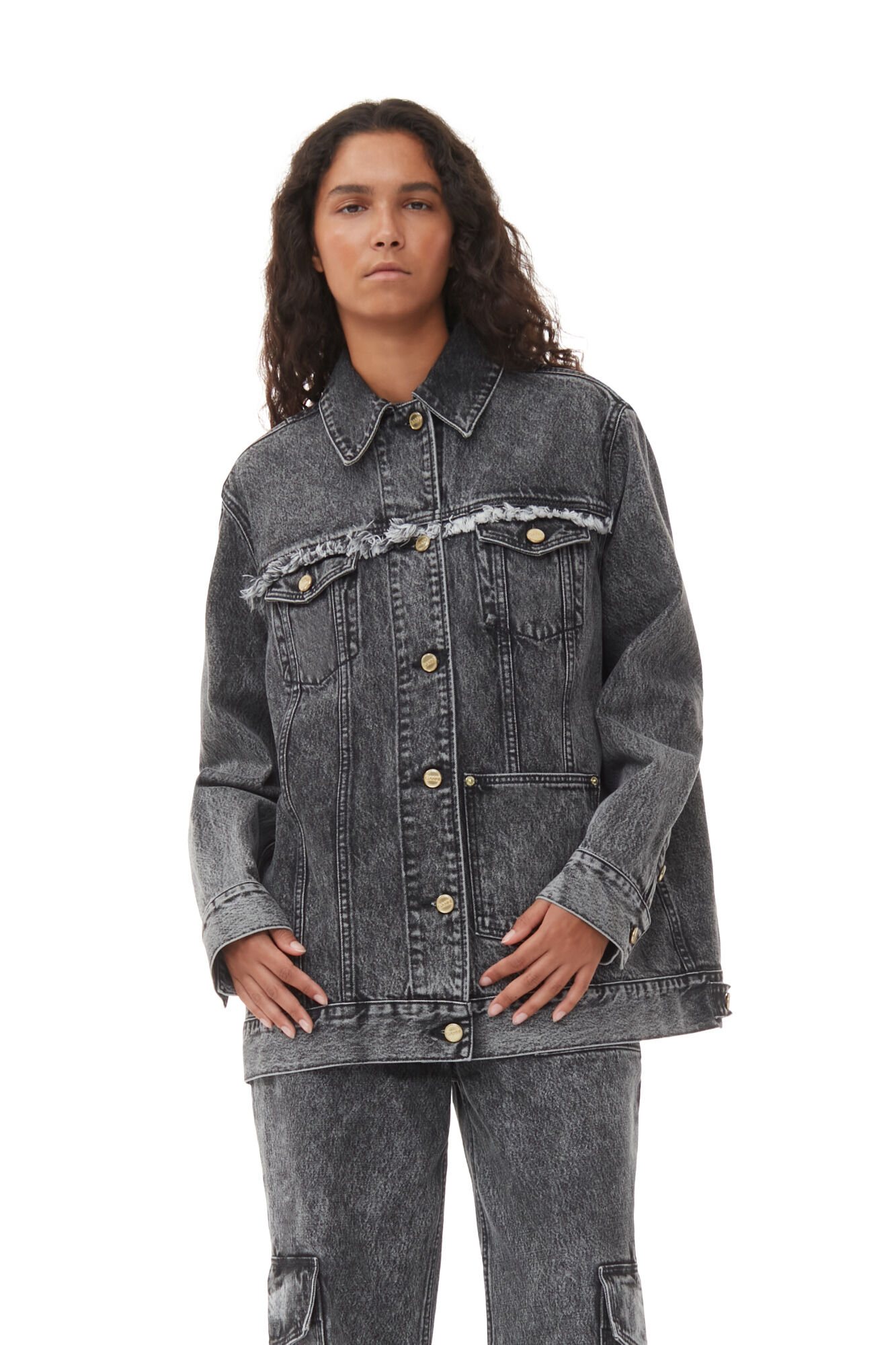 Snow Washed Oversized Denim Jakke, Cotton, in colour Black Washed - 1 - GANNI