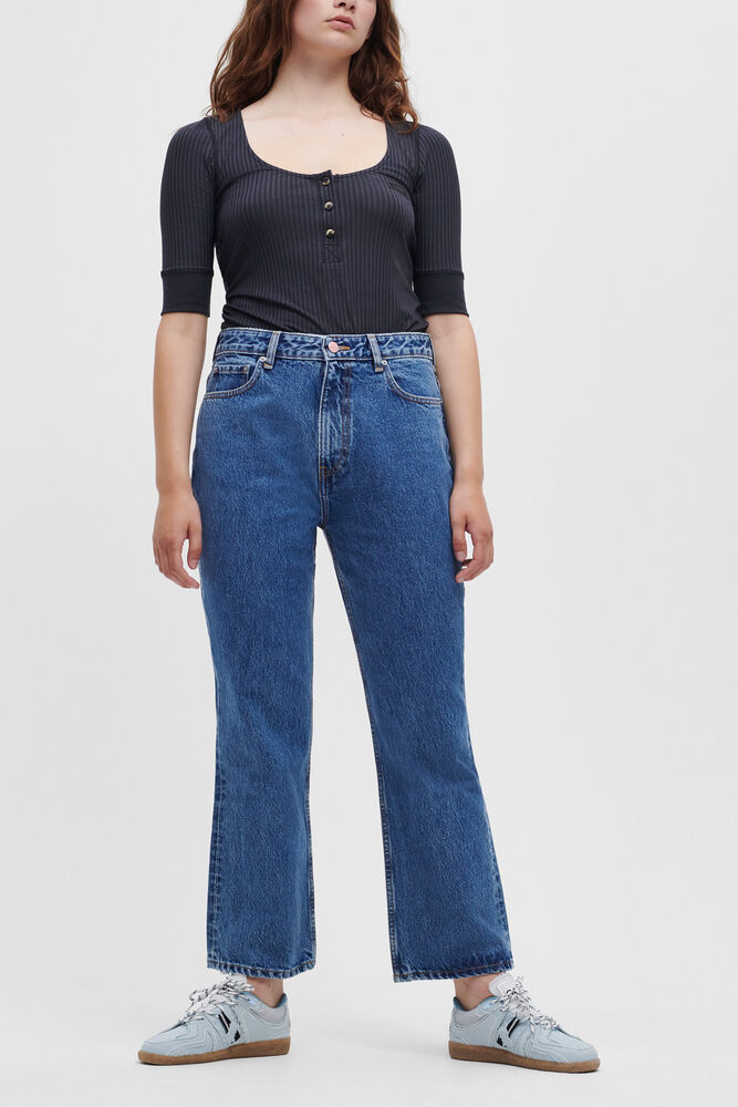 Betzy Cropped Jeans, Mid Blue Stone