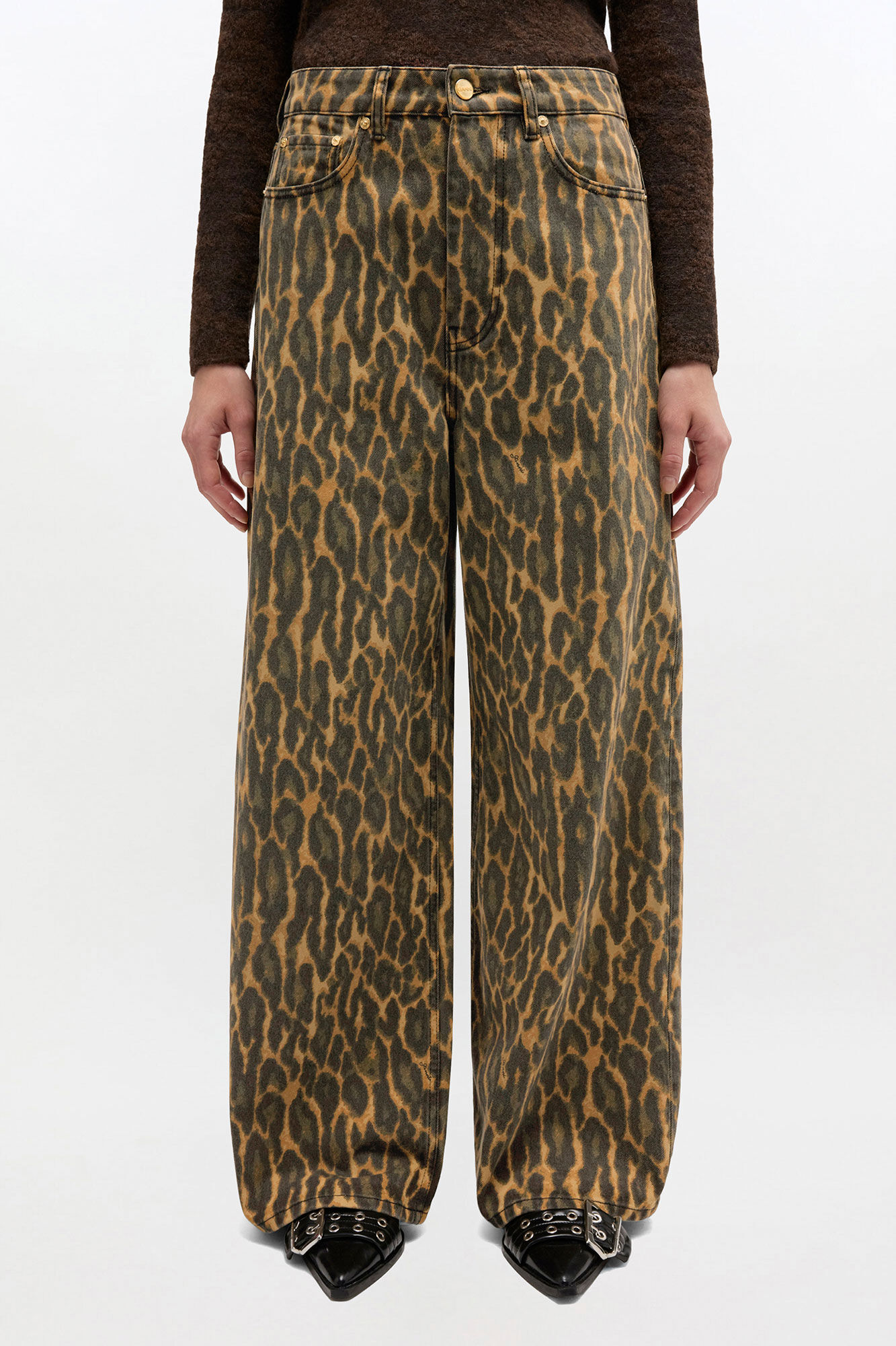 Leopard Baggy Jeans, Organic Cotton, in colour Khaki - 1 - GANNI