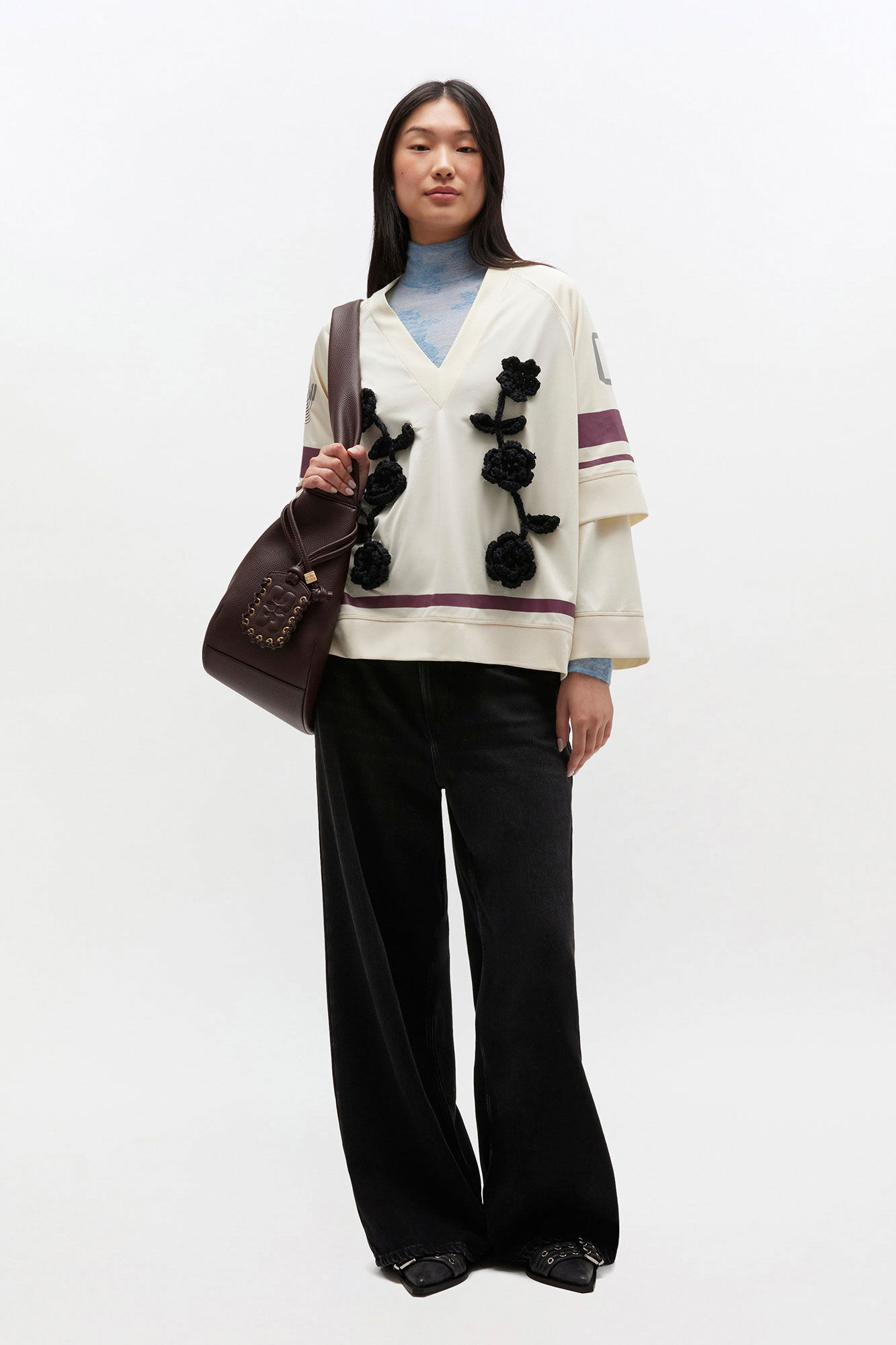 Black Washed Baggy Jeans, Organic Cotton, in colour Black Washed - 2 - GANNI