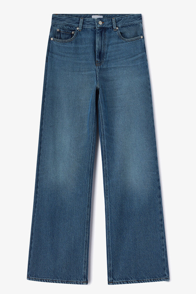 Izey Jeans in Blue Denim, Dark Blue Vintage