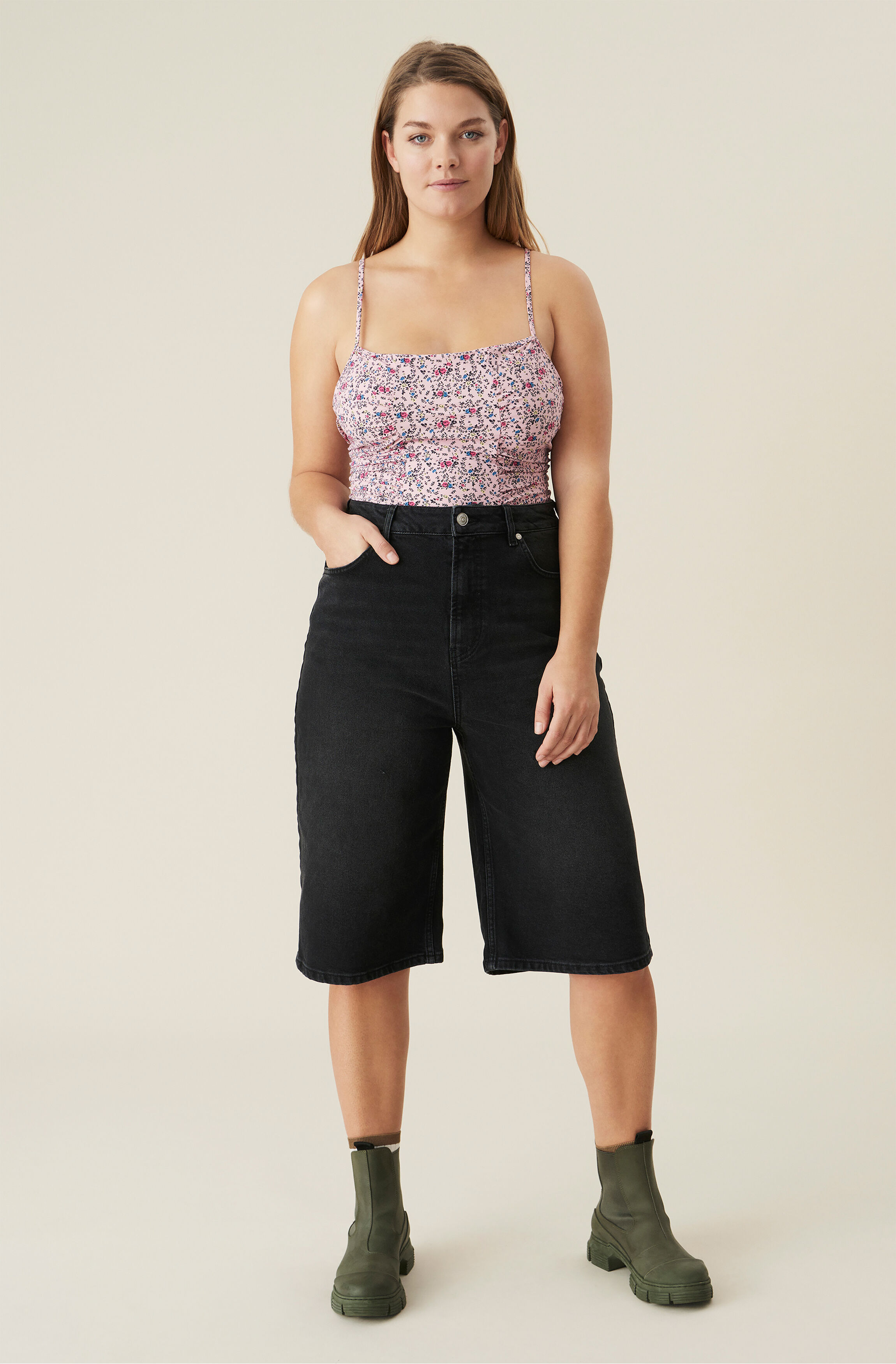 camouflage shorts womens