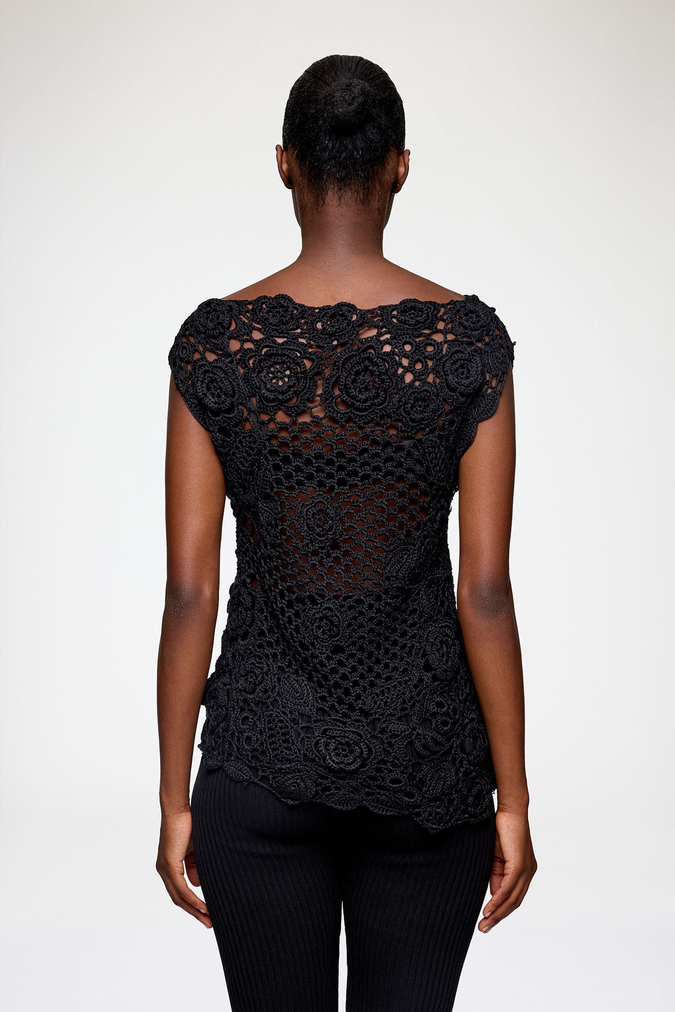 Knit Top in Cotton Crochet, Organic Cotton, in colour Black - 3 - GANNI