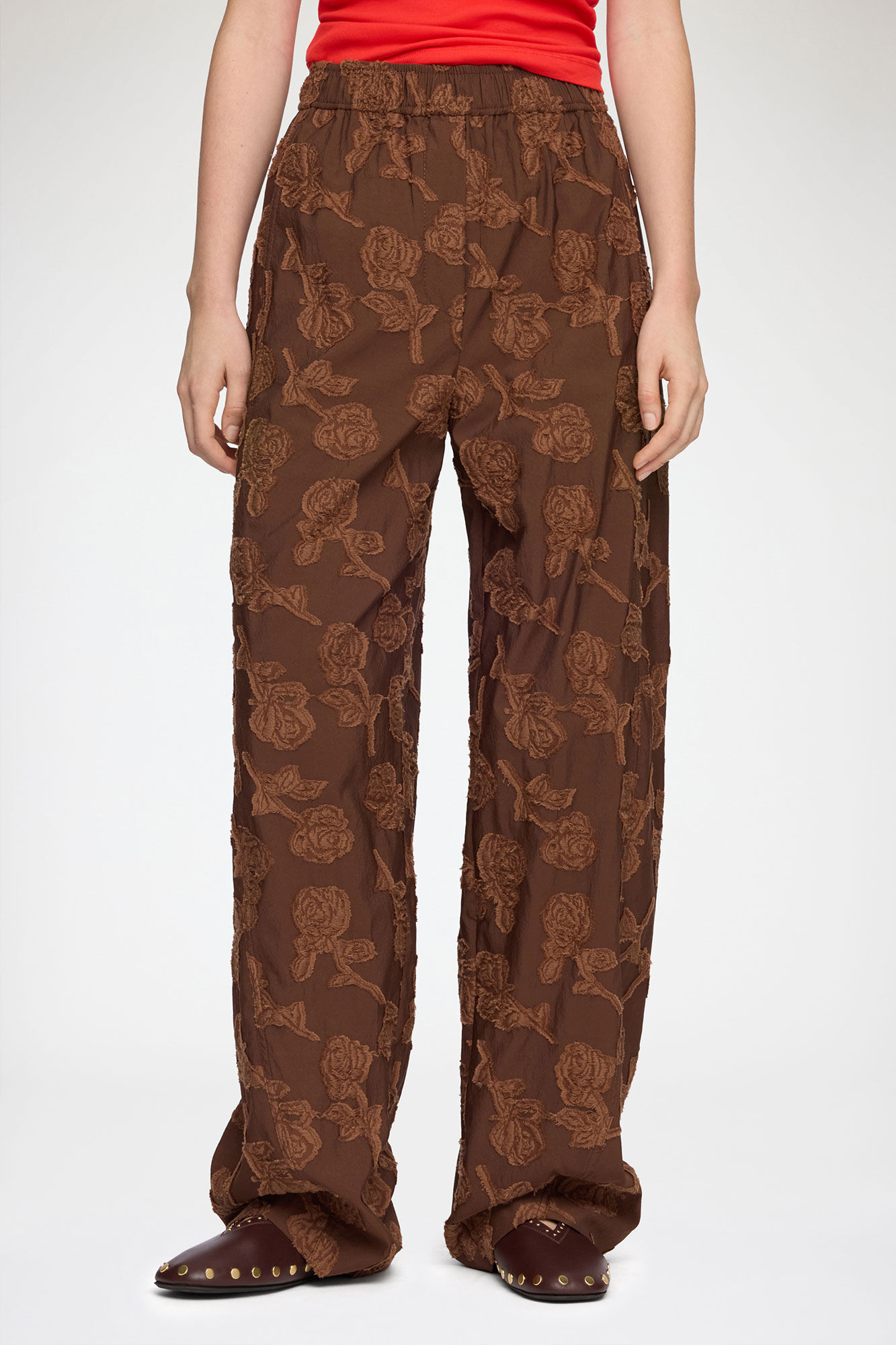 Trousers in Brown Fil Coupe, Recycled Cotton, in colour Cocoa Brown - 2 - GANNI