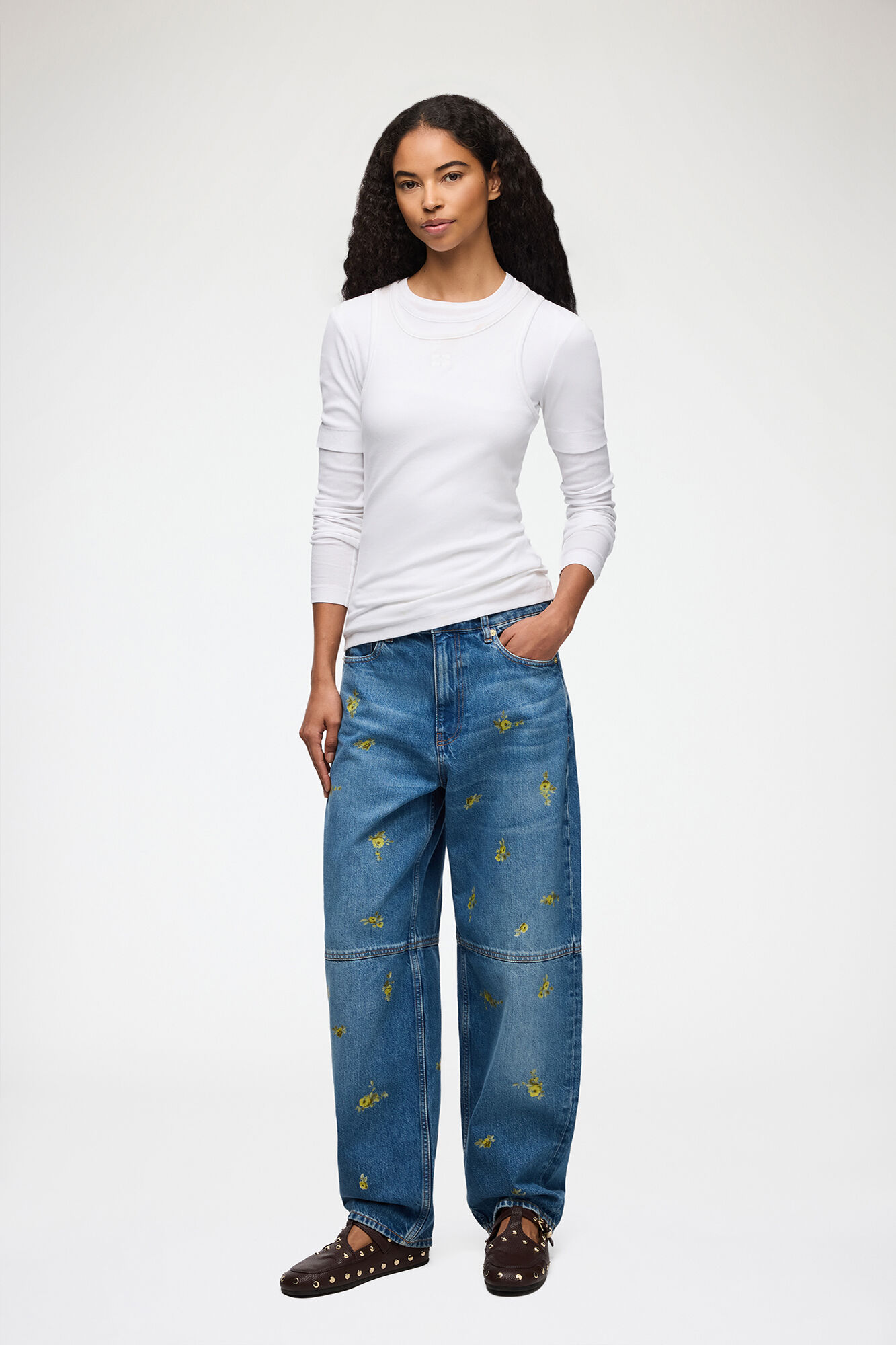 Stary Jeans in Printed Denim, Organic Cotton, in colour Light Blue Vintage - 1 - GANNI
