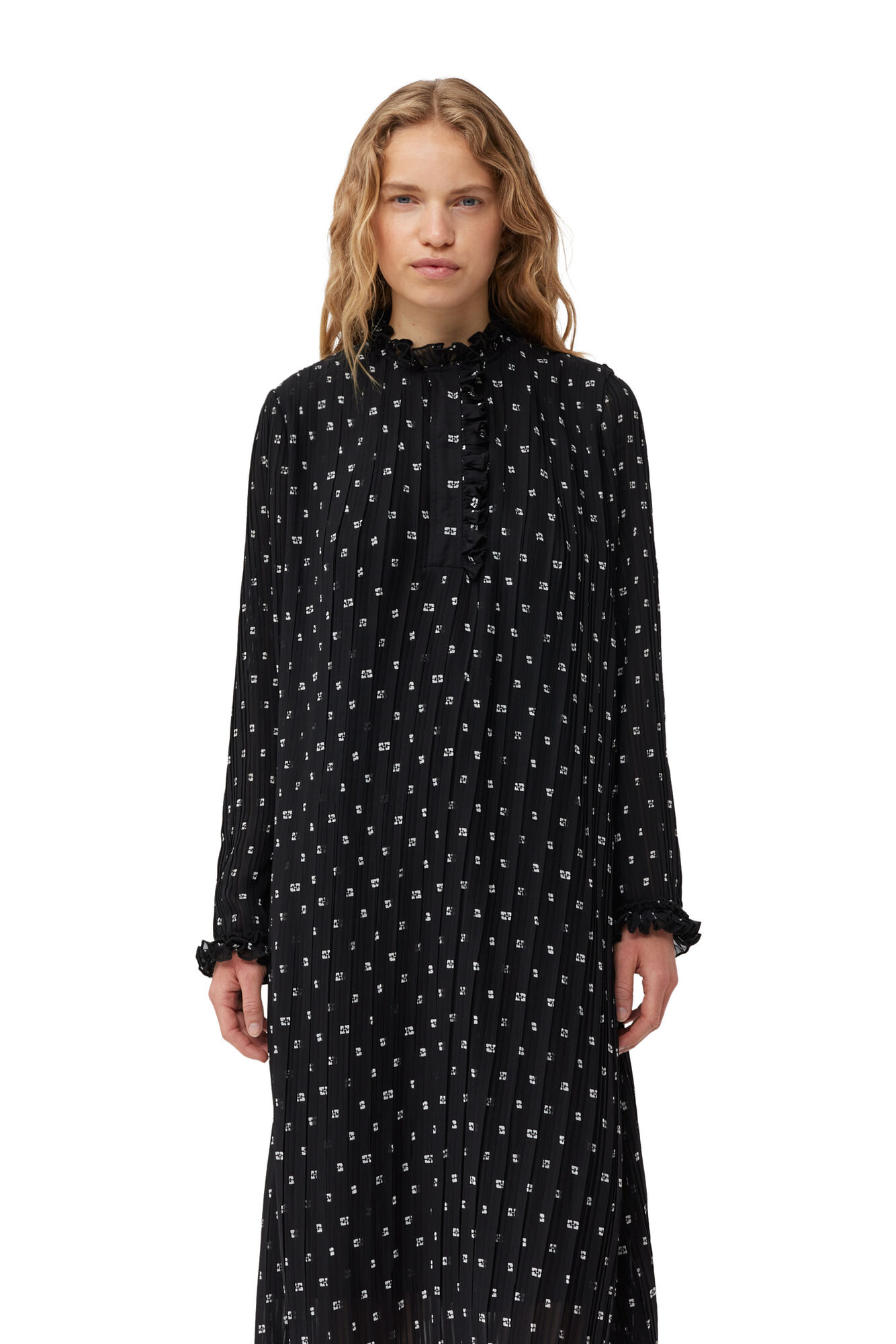 Black Pleated Georgette Midi klänning, Recycled Polyester, in colour Black - 4 - GANNI