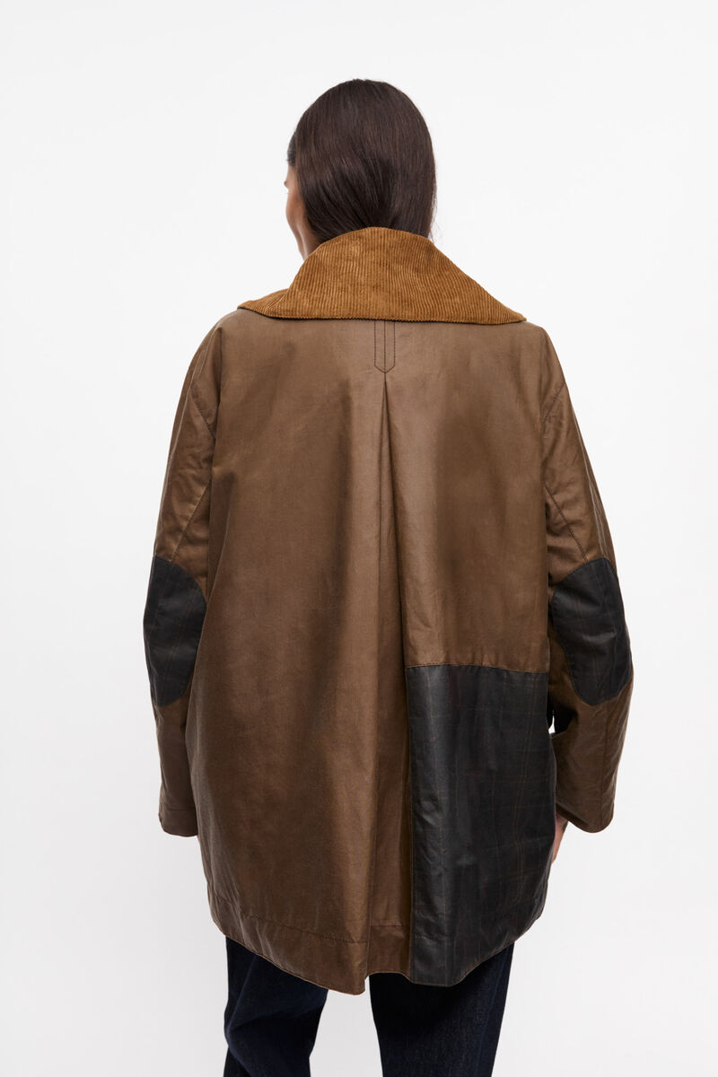 GANNI x Barbour Waxed-duffelcoat, Cotton, in colour Teak - 3 - GANNI