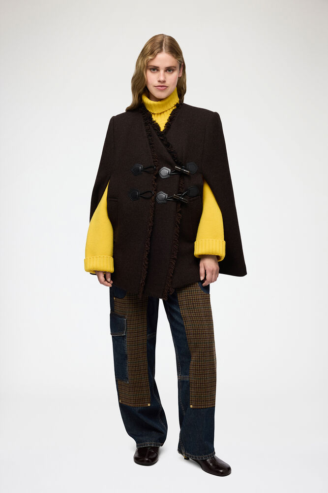 Cape in Brown Wool, Demitasse