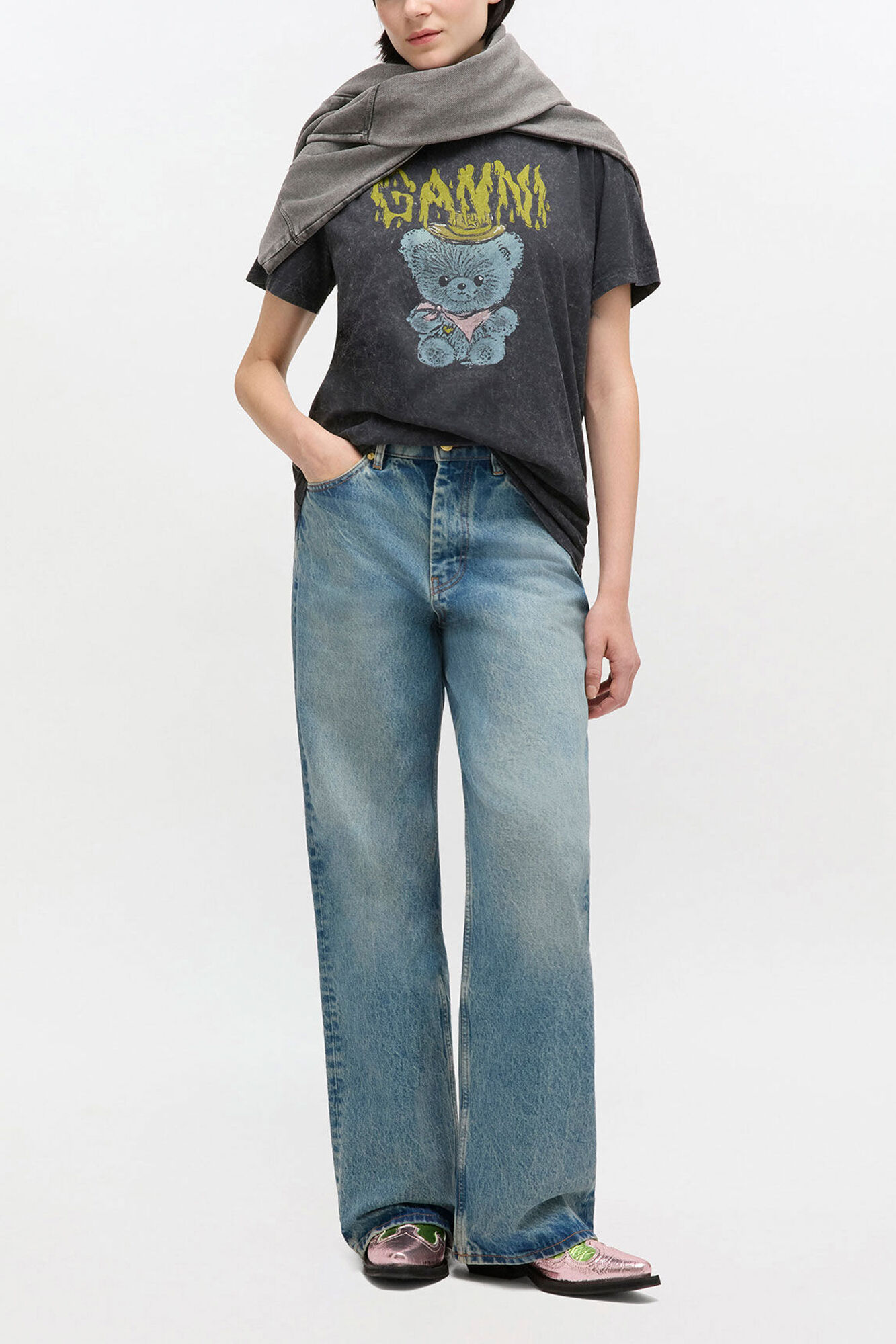 Vintage Wash T-shirt, Recycled Cotton, in colour Black Washed - 2 - GANNI
