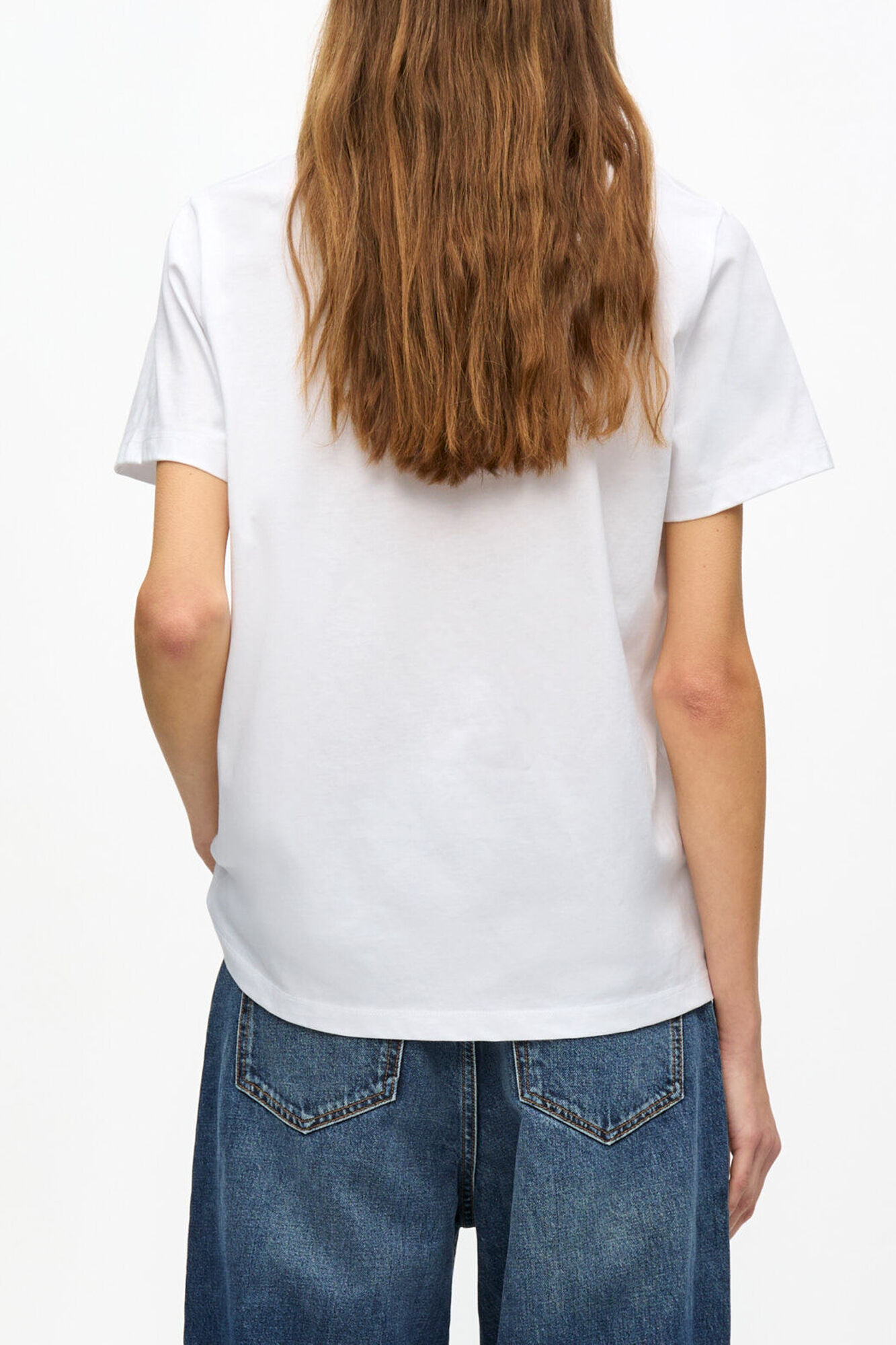 T-shirt basique d&eacute;contract&eacute; en jersey blanc avec cerise, Organic Cotton, in colour Bright White - 3 - GANNI