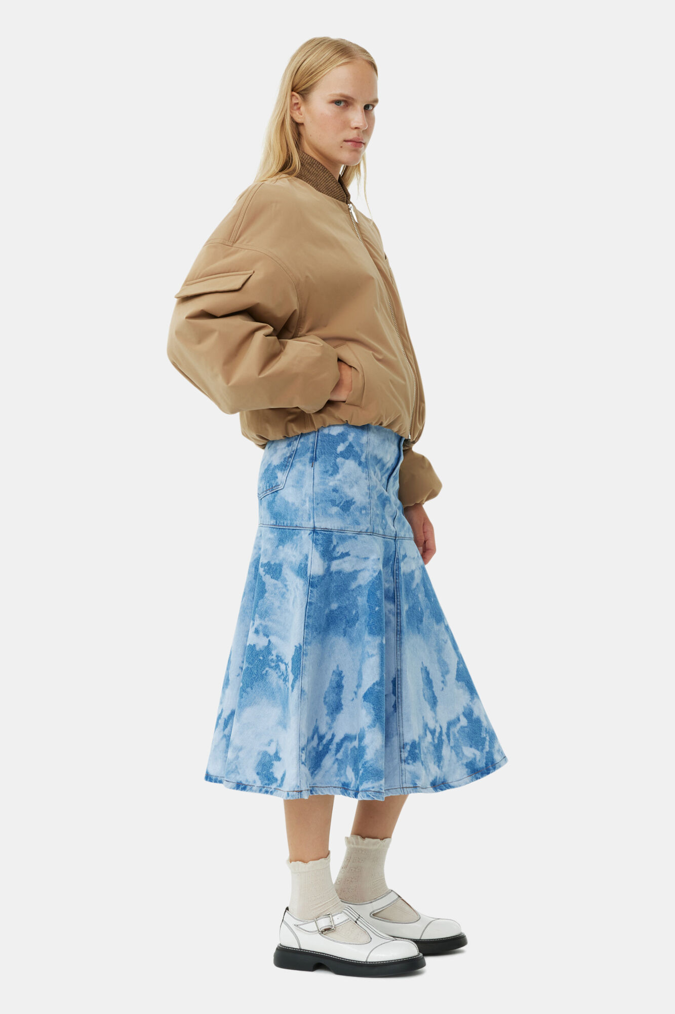 Brown Light Twill Oversized Short Bomberjakke, Recycled Polyester, in colour Tiger's Eye - 3 - GANNI