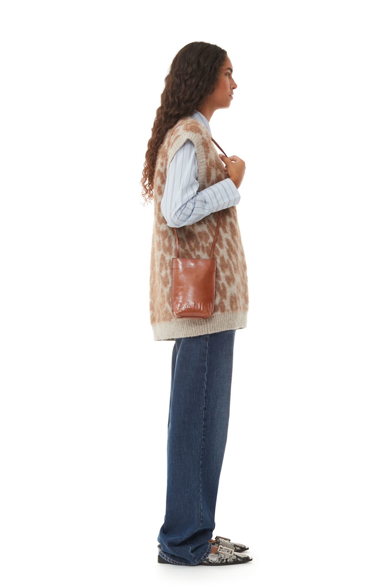 Brown Small Banner Crossbody Taske, Polyester, in colour Caramel Café - 2 - GANNI