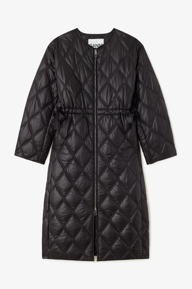 Coat in Black Quilt, Black