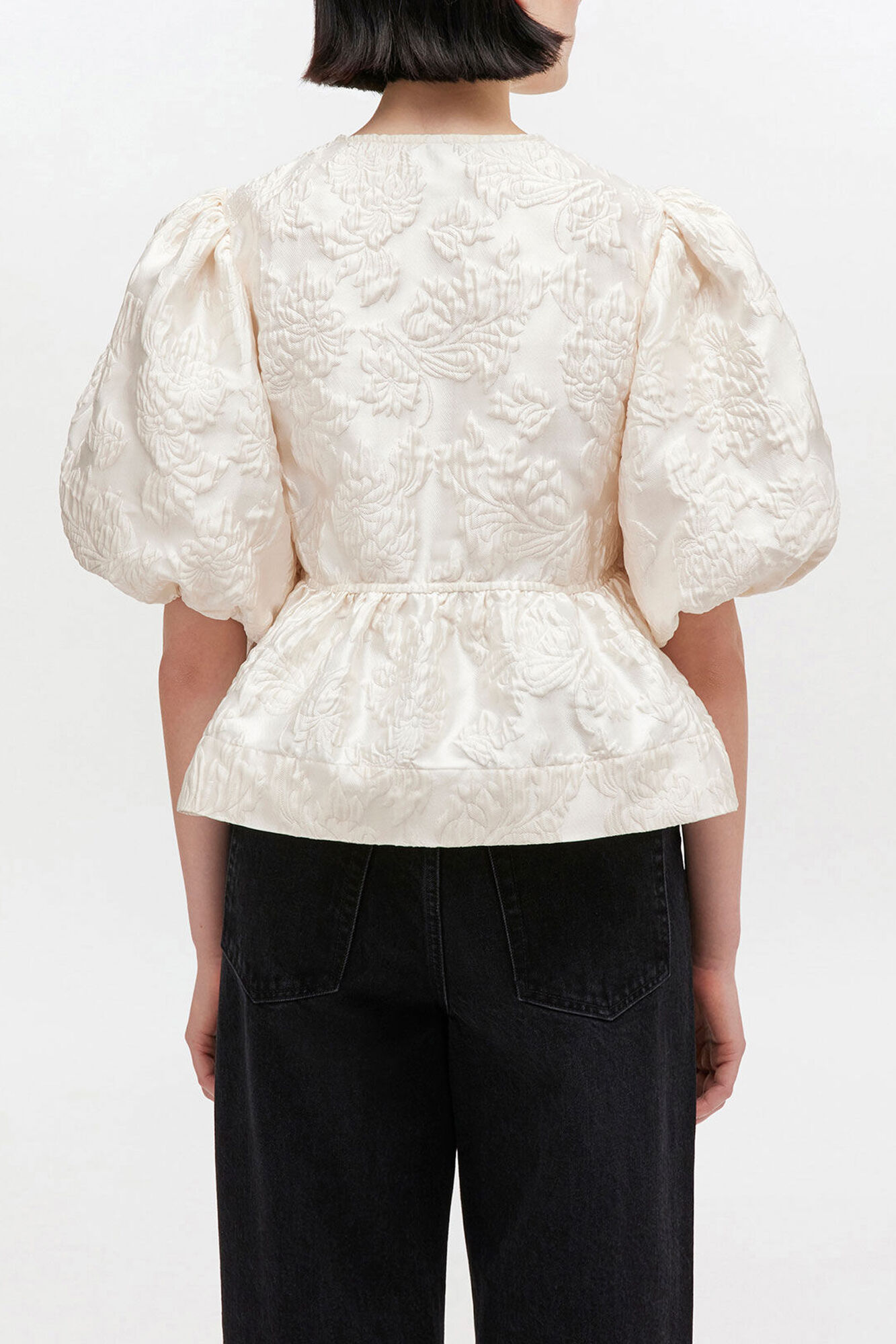 Satinbluse mit Peplum und Bindeband, Recycled Polyester, in colour Egret - 3 - GANNI
