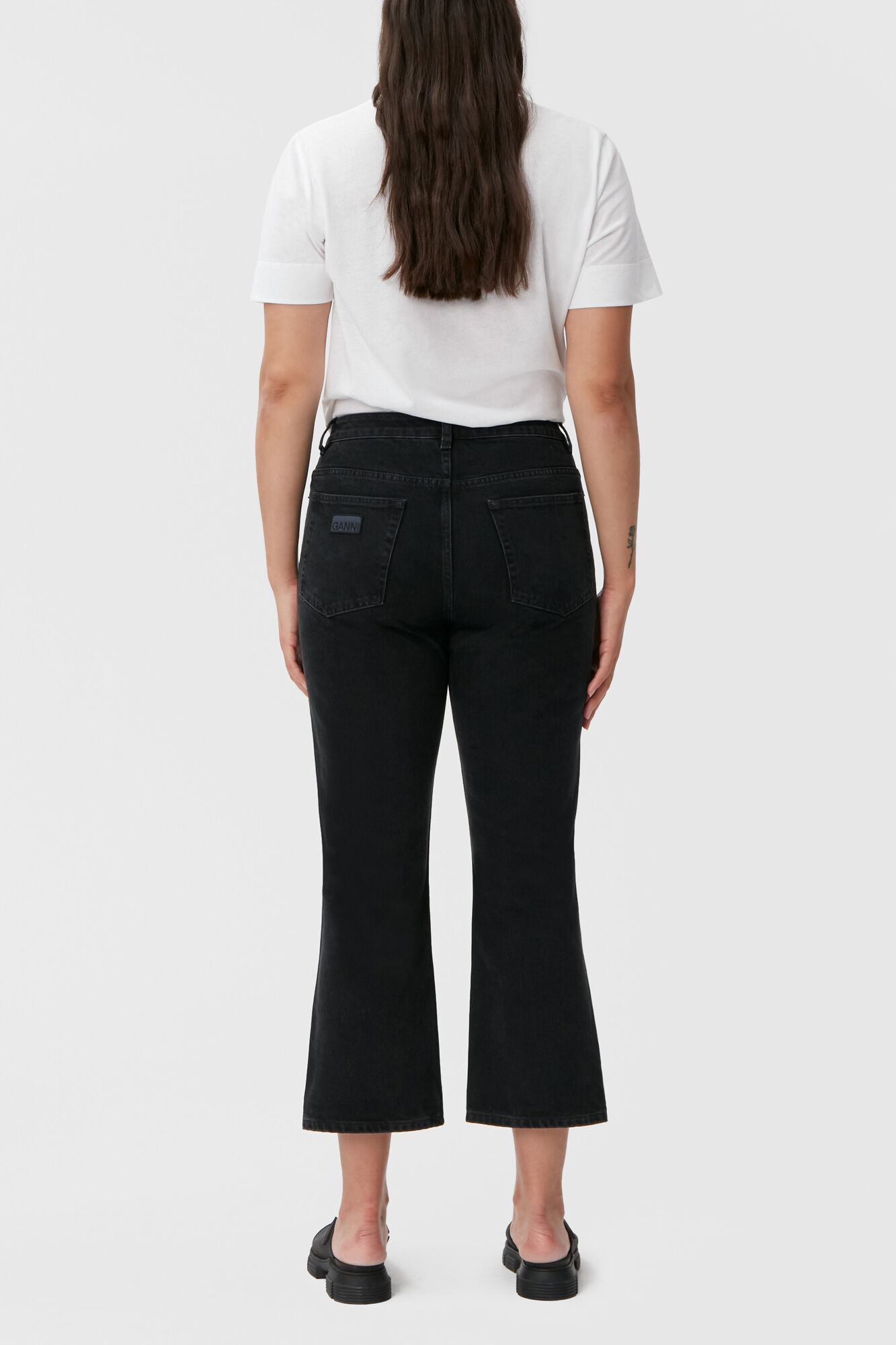 Jean Betzy cropped, Cotton, in colour Washed Black/Black - 2 - GANNI