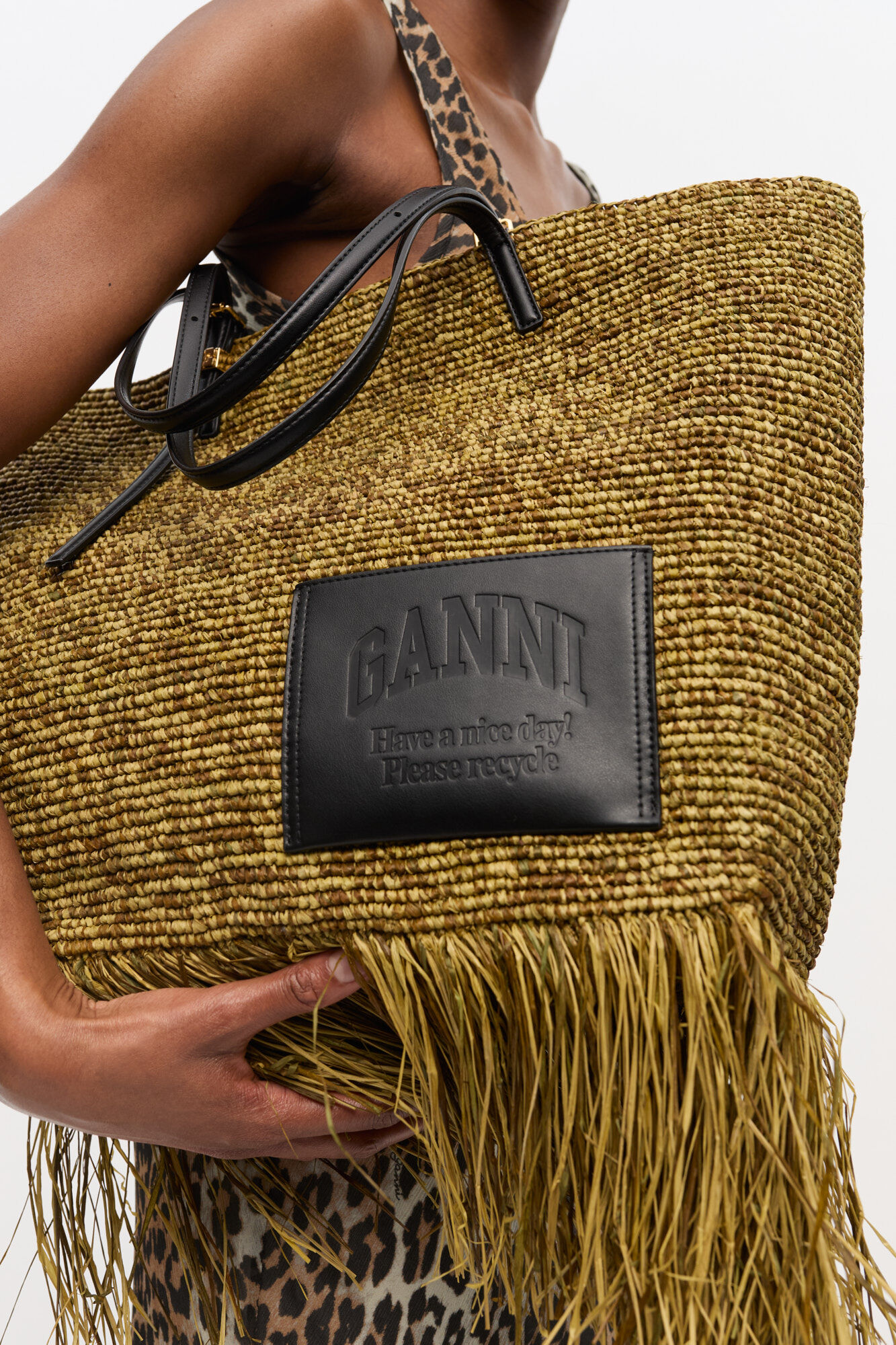 Raffia Tote Fringes Bag, in colour Spinach Green - 4 - GANNI