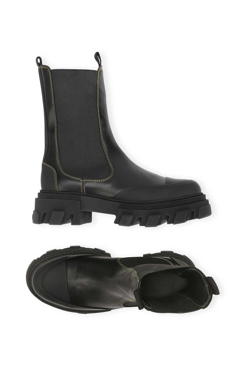 Mid Chelsea Boots, Calf Leather, in colour Black - 2 - GANNI