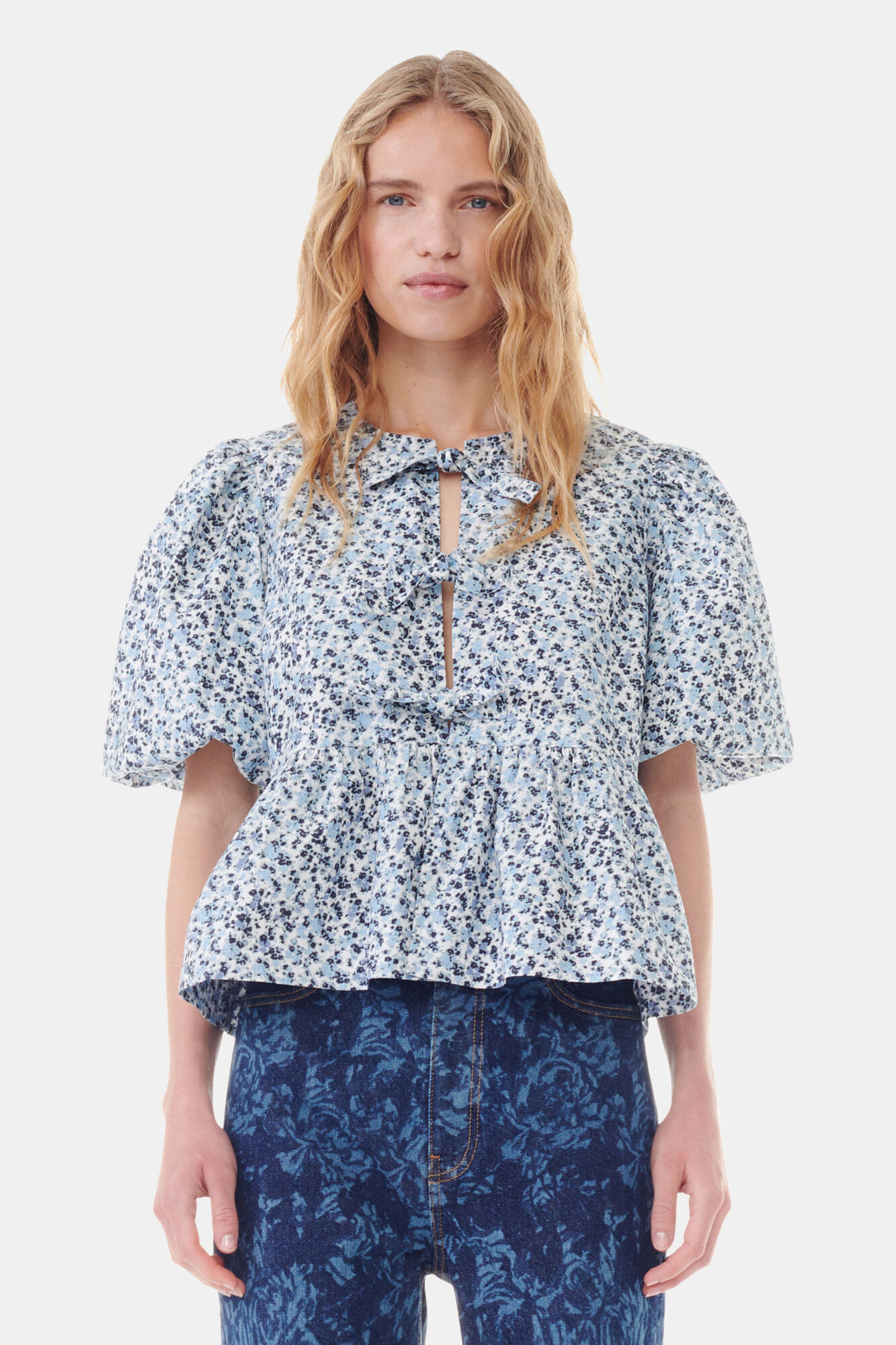 Floral Printed Cotton Poplin Peplum Blouse, Cotton, in colour Glacier Lake - 1 - GANNI