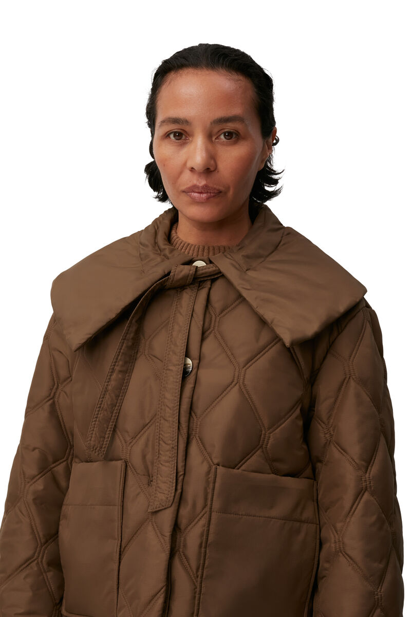 Ripstop Quilt Jacket, Recycled Polyester, in colour Teak - 3 - GANNI