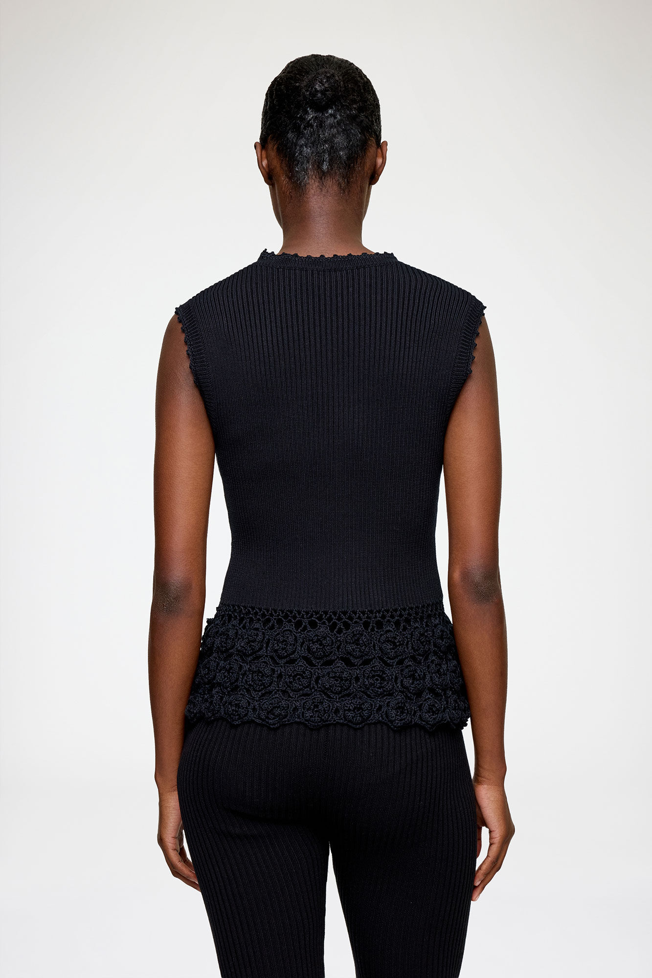 Vest in Cotton Crochet, Organic Cotton, in colour Black - 3 - GANNI