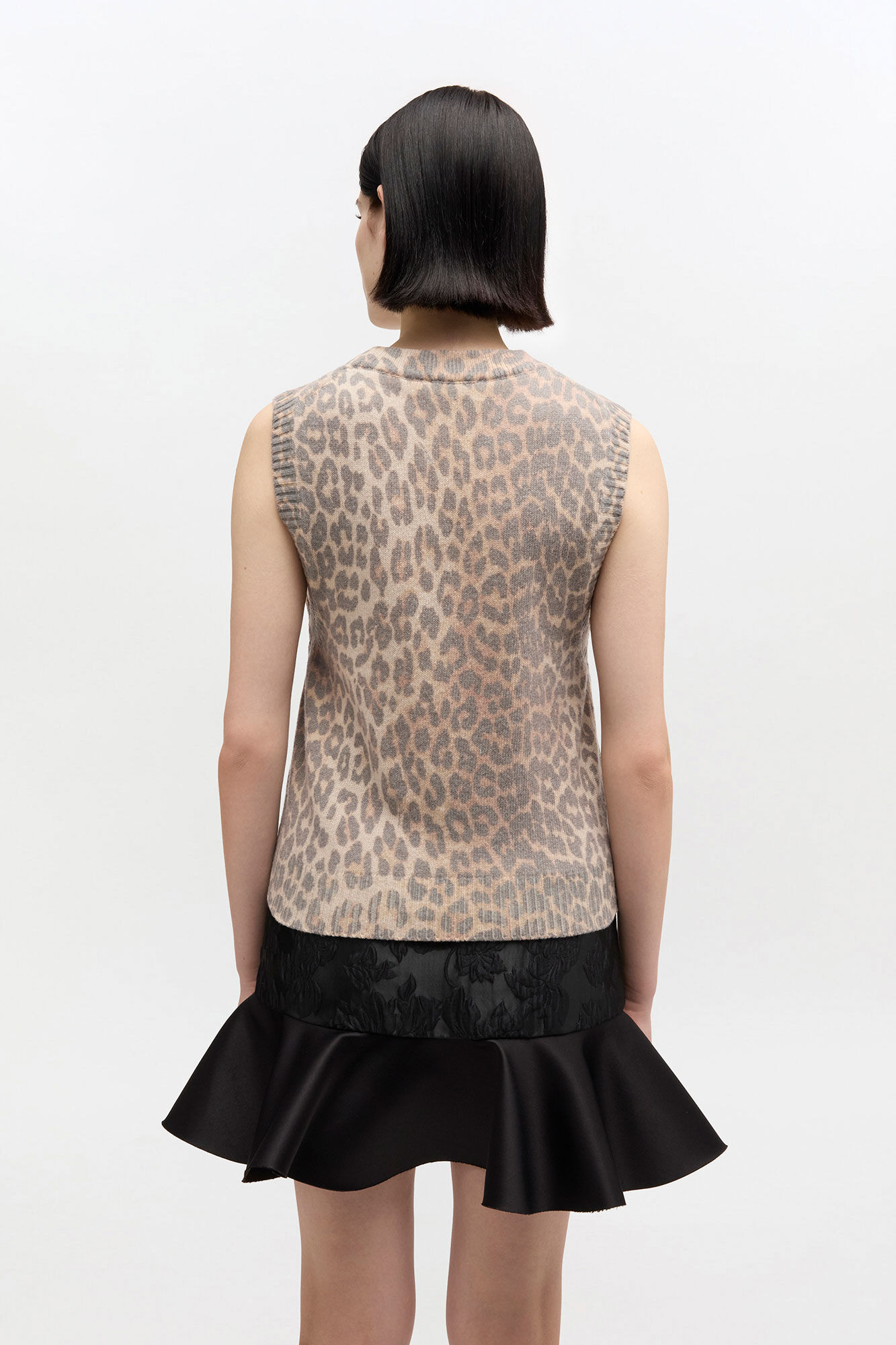 Graphic Wool Vest, in colour Leopard - 2 - GANNI