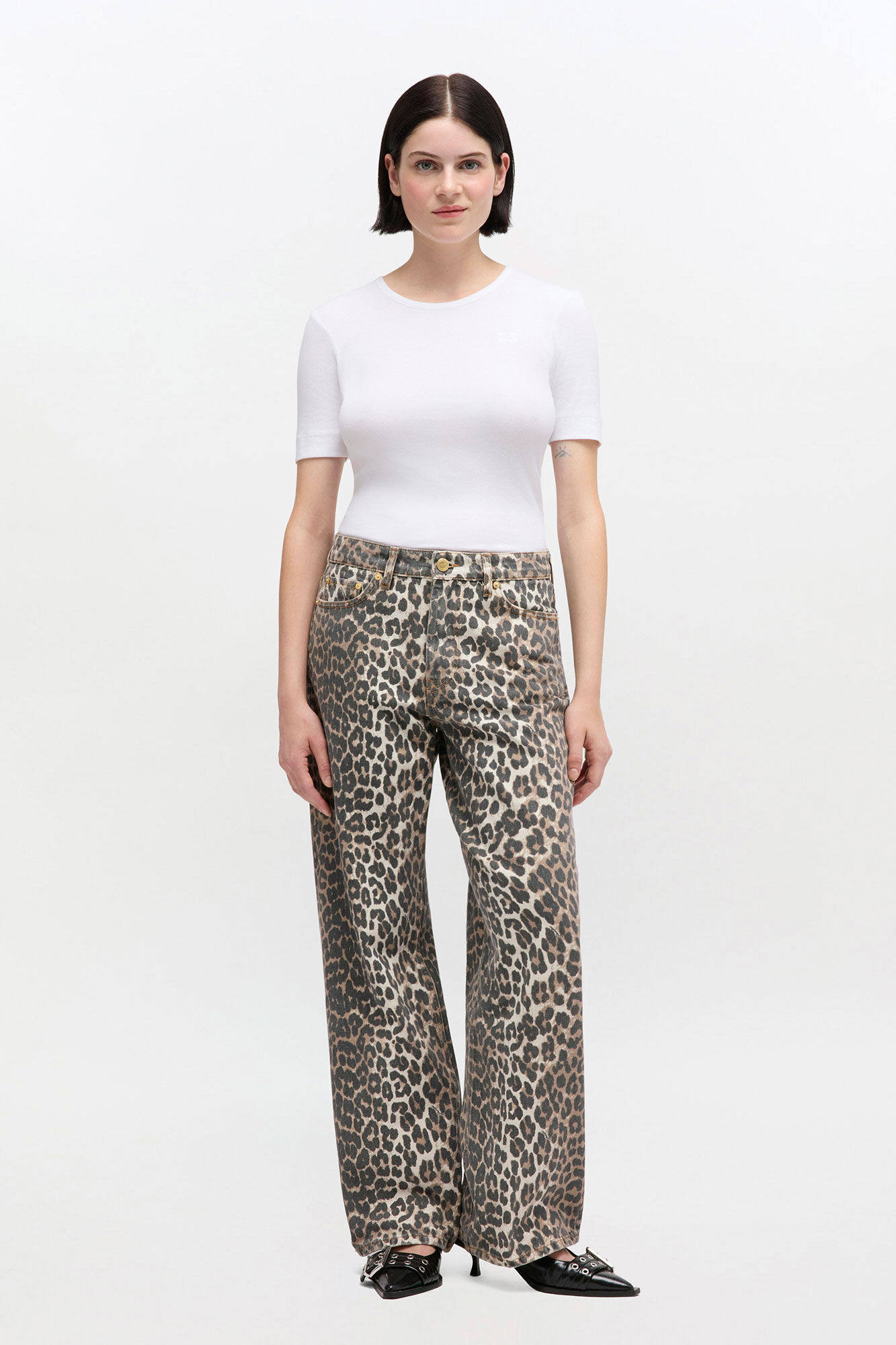 Leopard Izey Jeans, Organic Cotton, in colour Leopard - 2 - GANNI