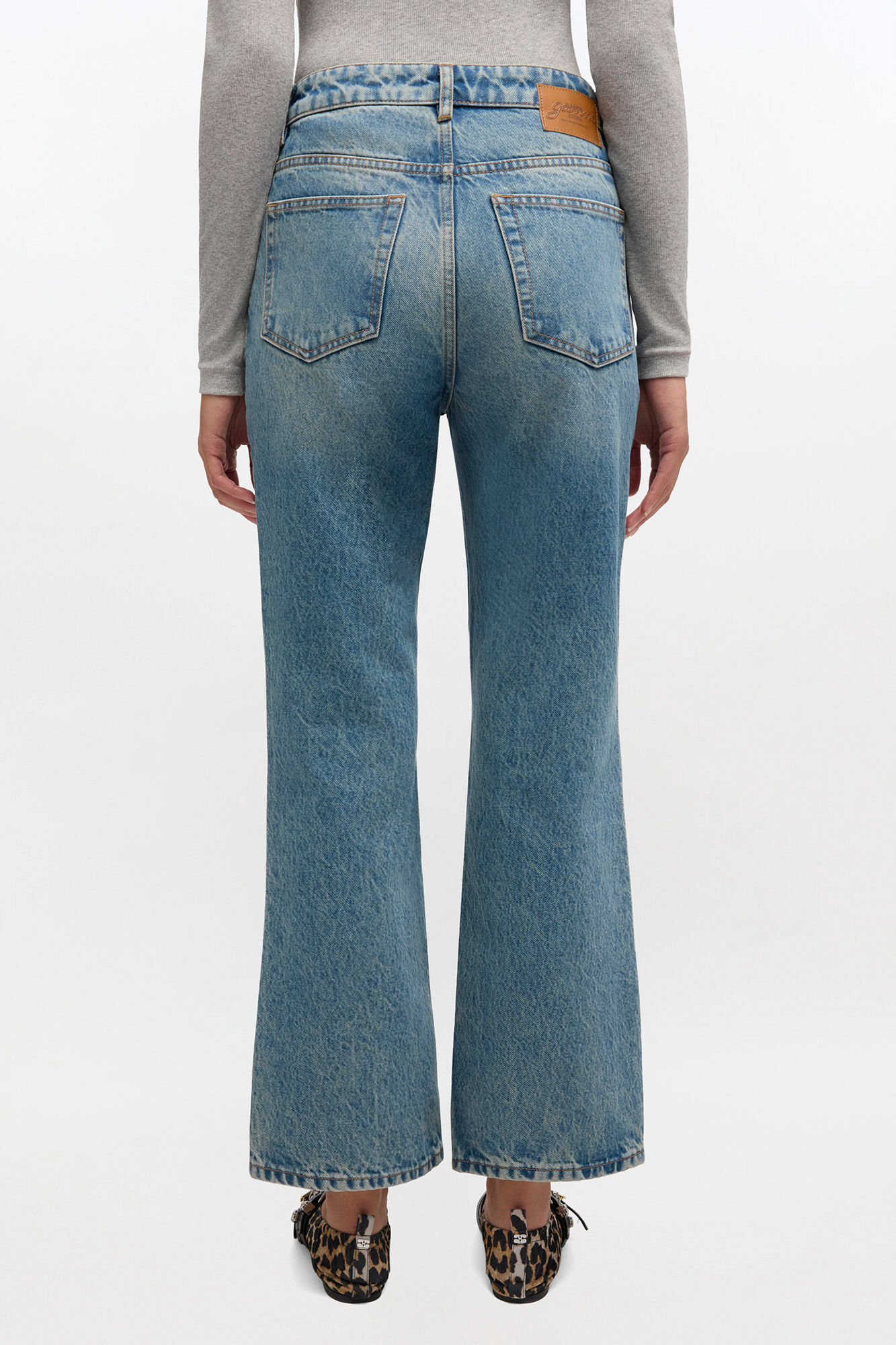 Tint Rigid Betzy Jeans, Organic Cotton, in colour Mid Blue Vintage - 3 - GANNI