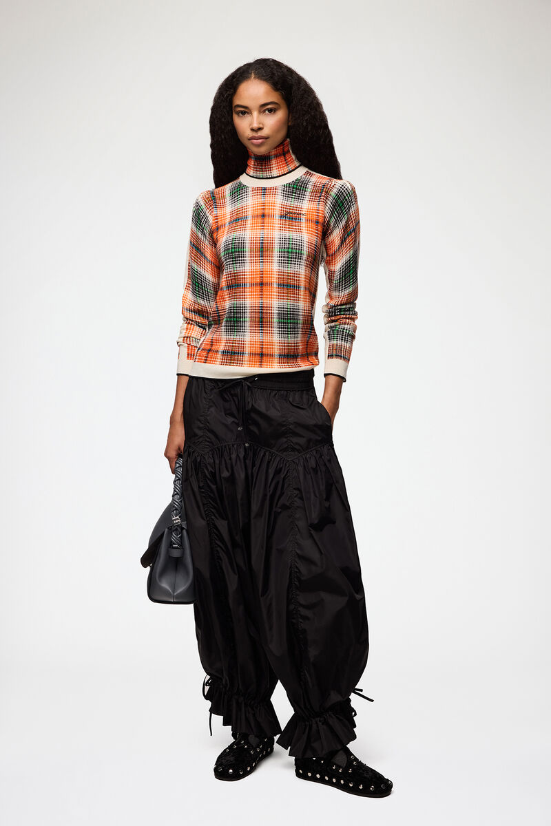 Turtleneck in Check Merino, Merino Wool, in colour Russet Orange - 2 - GANNI