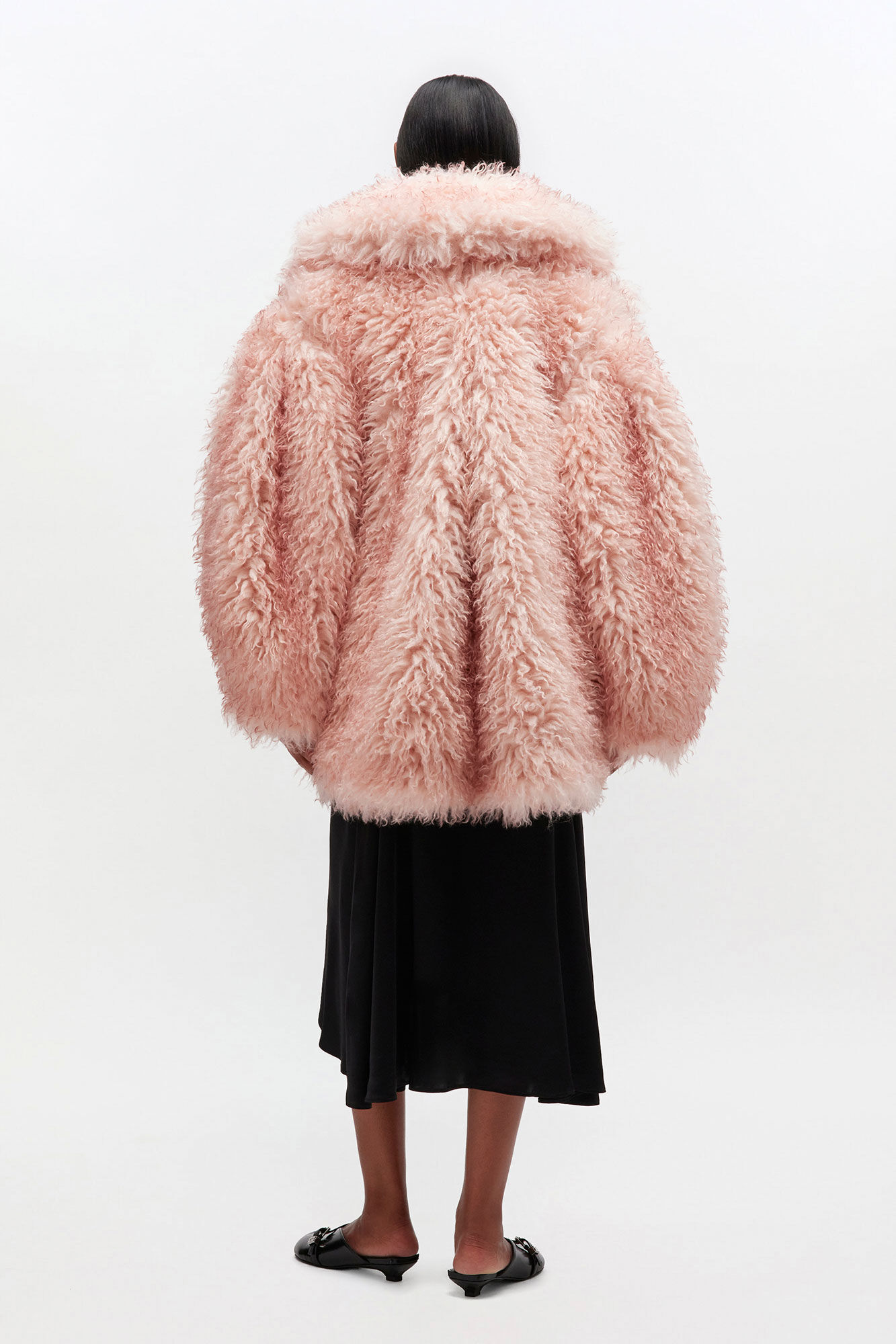 Manteau en fourrure alternative rose, Recycled Polyester, in colour Mary's Rose - 2 - GANNI