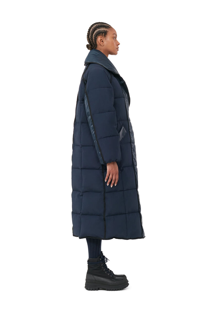 Blue Oversized Puffer Coat , LENZING™ ECOVERO™, in colour Sky Captain - 2 - GANNI