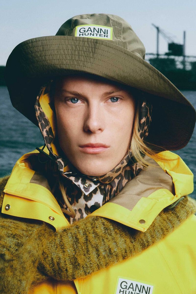 Wasserfester Bucket Hat, Recycled Polyester, in colour Military Olive - 1 - GANNI