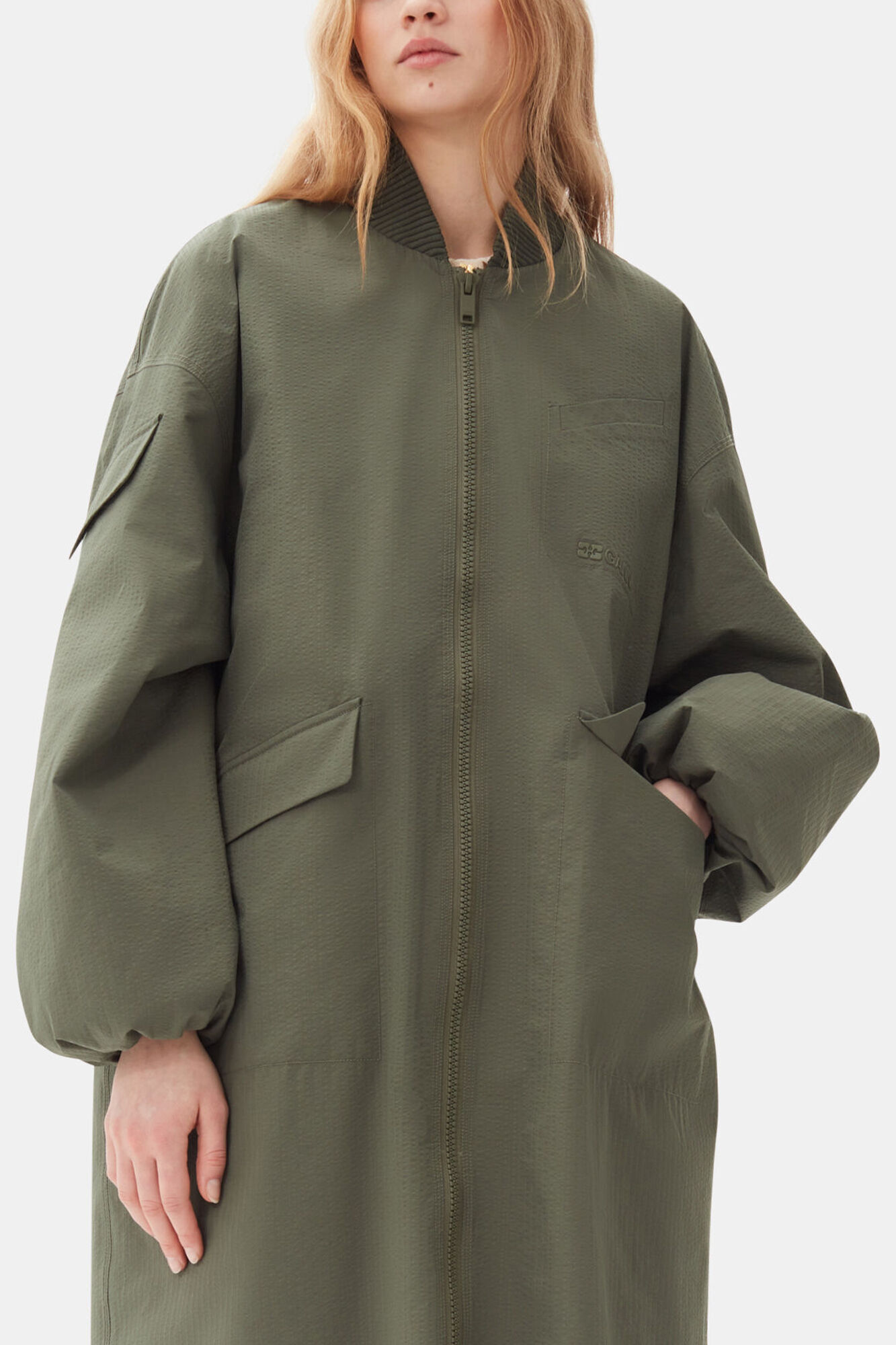 Beetle Green Tech Seersucker Oversized Shell Coat | GANNI (Global) AL