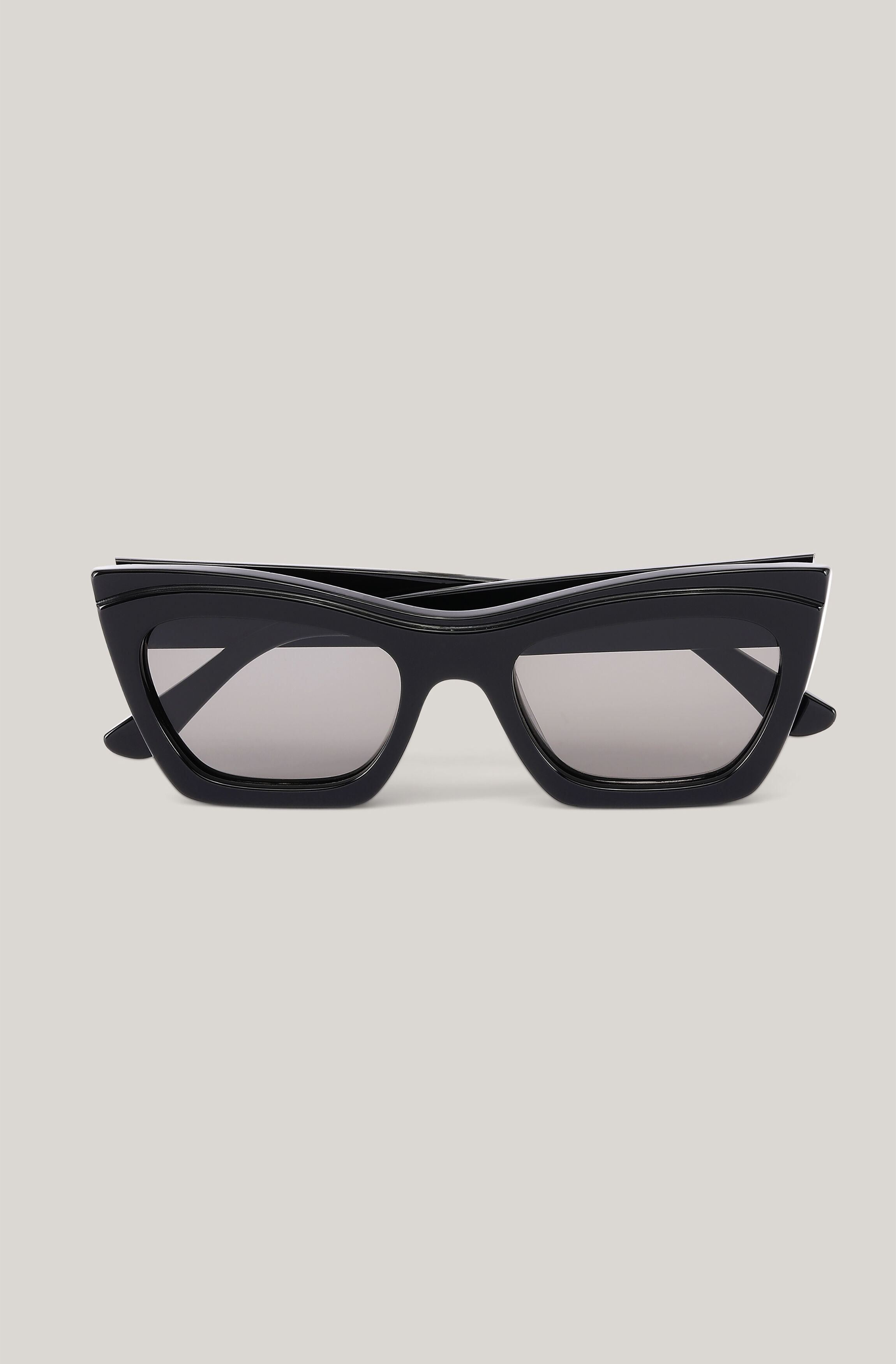 square cut sunglasses black