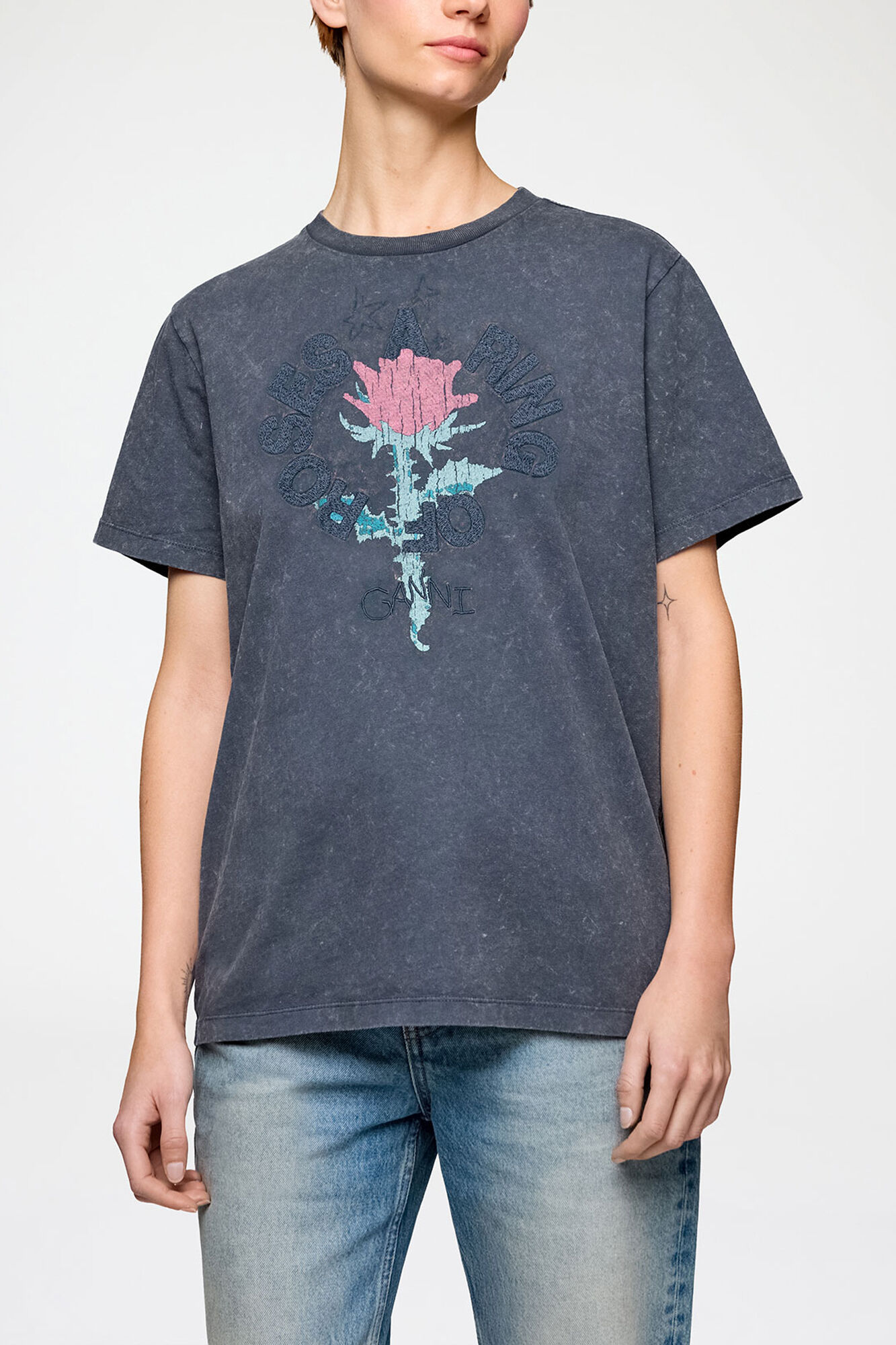 T-Shirt mit Rose, Recycled Cotton, in colour Phantom - 2 - GANNI