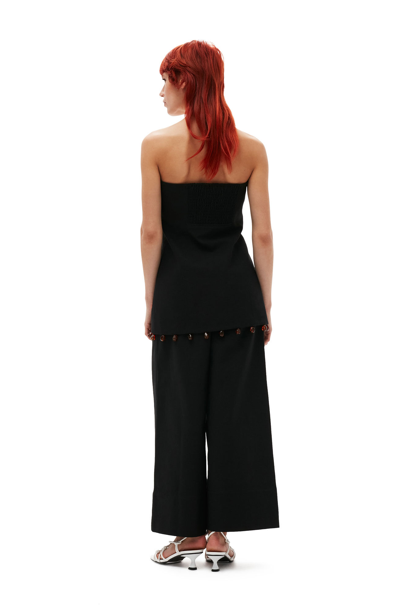 Kürzer und weiter geschnittene Anzughose aus Cotton, Cotton, in colour Black - 2 - GANNI