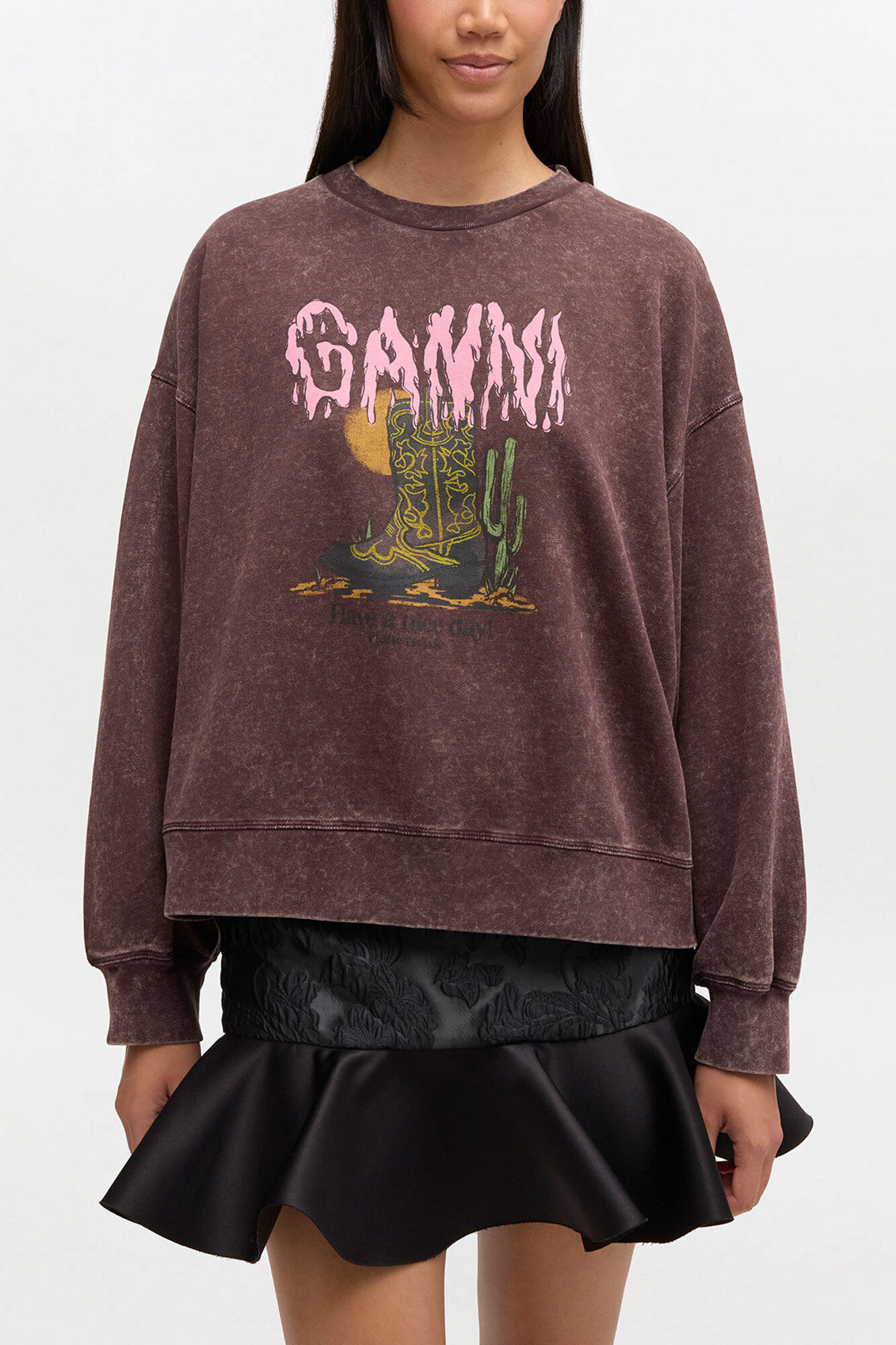 Vintage Wash Sweatshirt, Organic Cotton, in colour Chocolate Plum - 1 - GANNI
