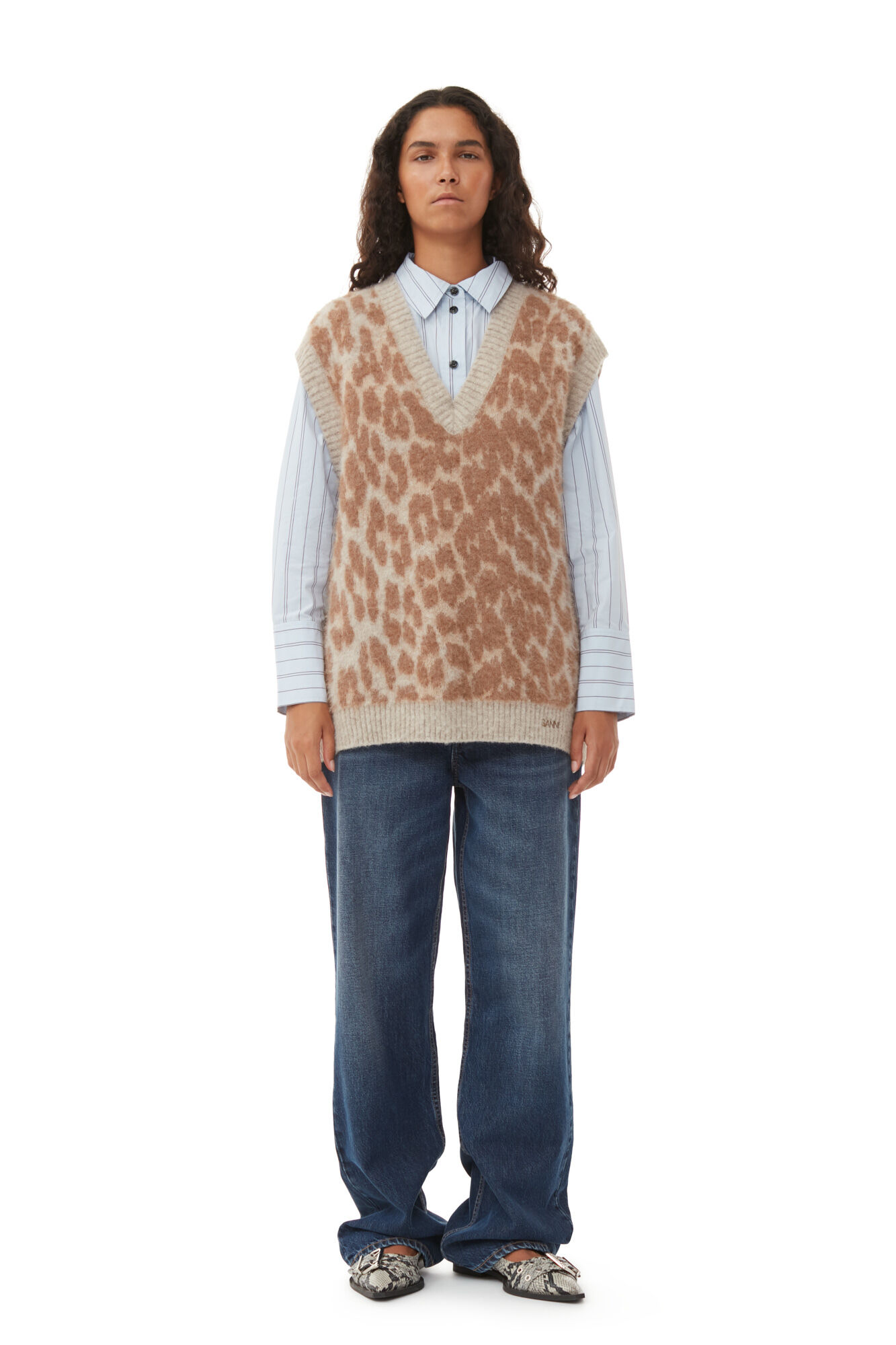 Leopard Jacquard Oversized Vest, Alpaca, in colour Timber Wolf - 2 - GANNI