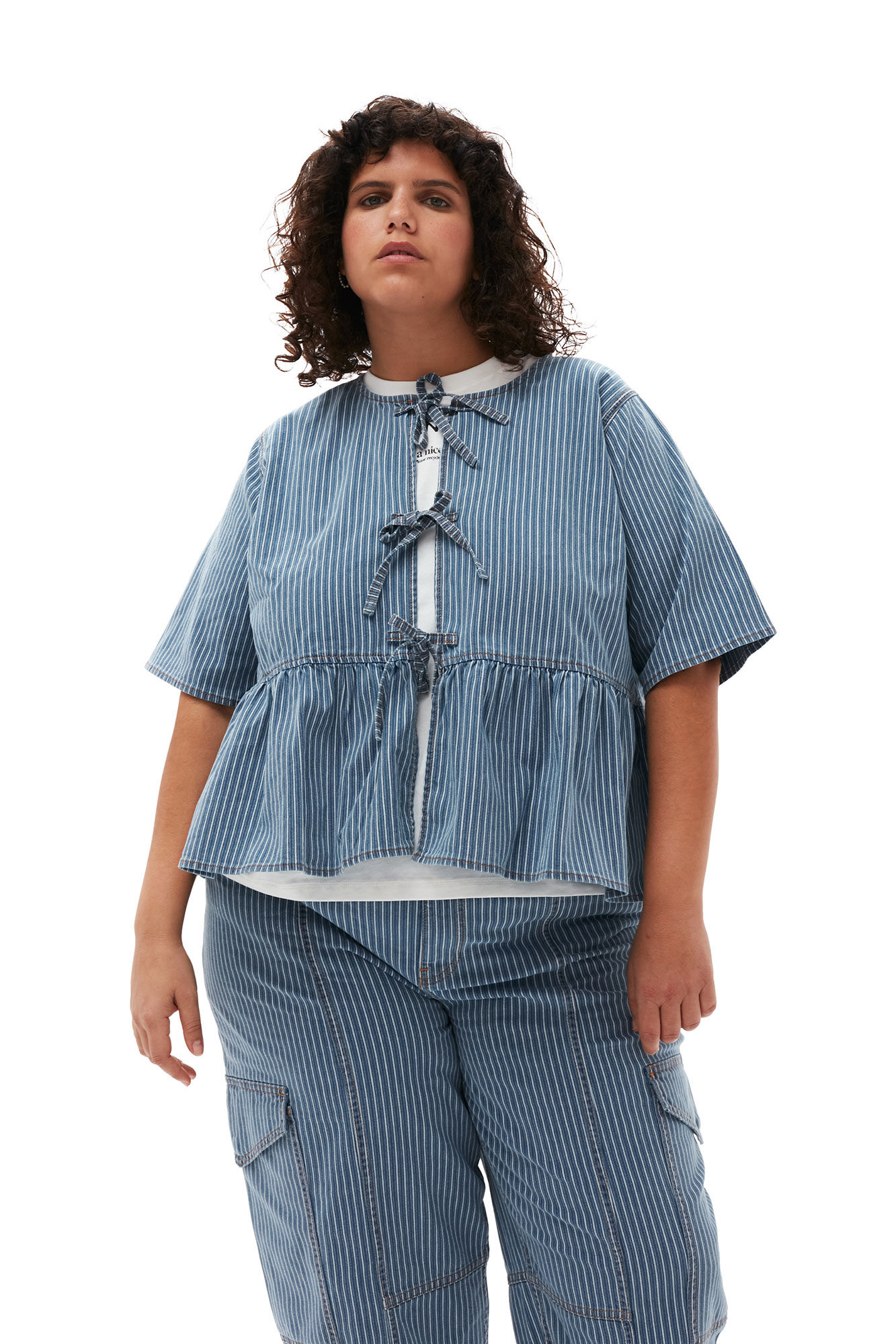 Light Stripe Denim Cargo Pants, Elastane, in colour Mid Blue Stone - 7 - GANNI