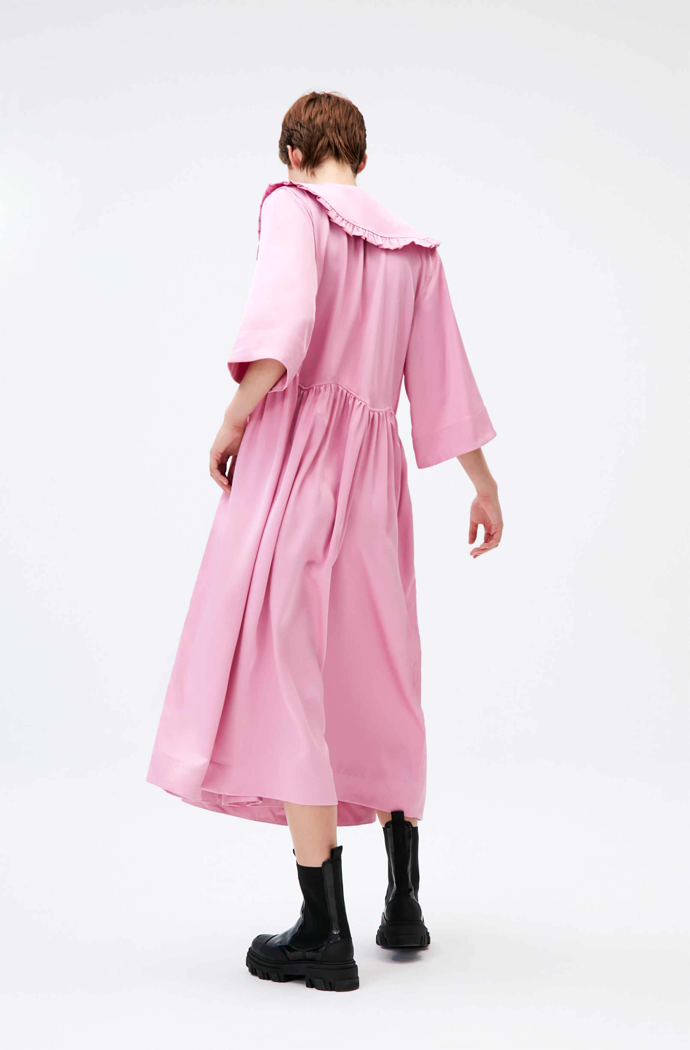 Smocked Satin Ruffle Collar Wavy Waist Oversize Wrap Dress Smocked Satin Ruffle Collar Wavy Waist Oversize Wrap Dress