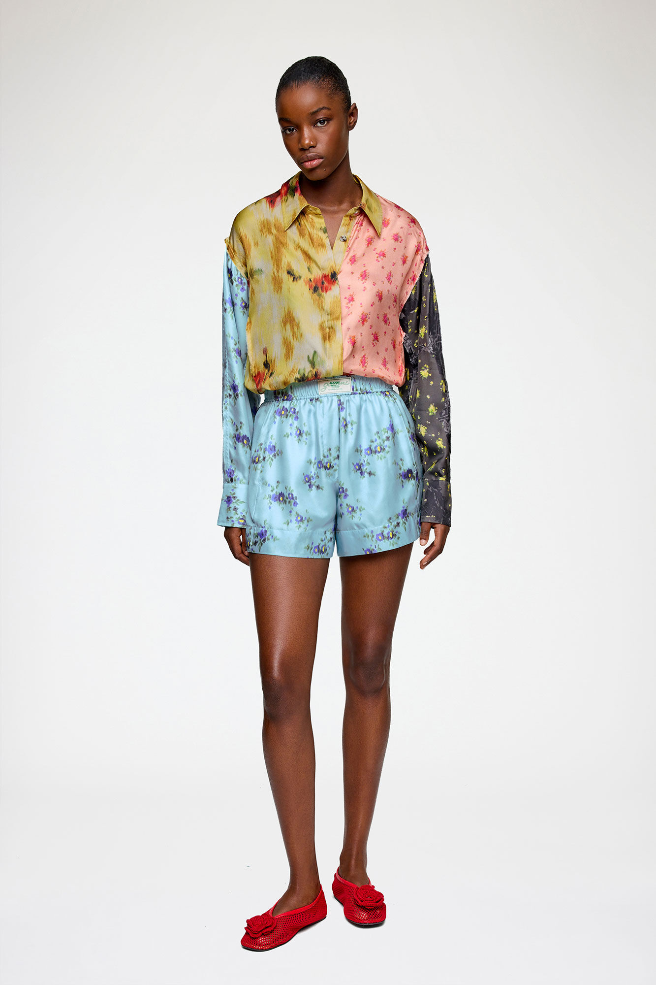 Shorts in Printed Silk, Organic Wool, in colour Iced Aqua - 1 - GANNI