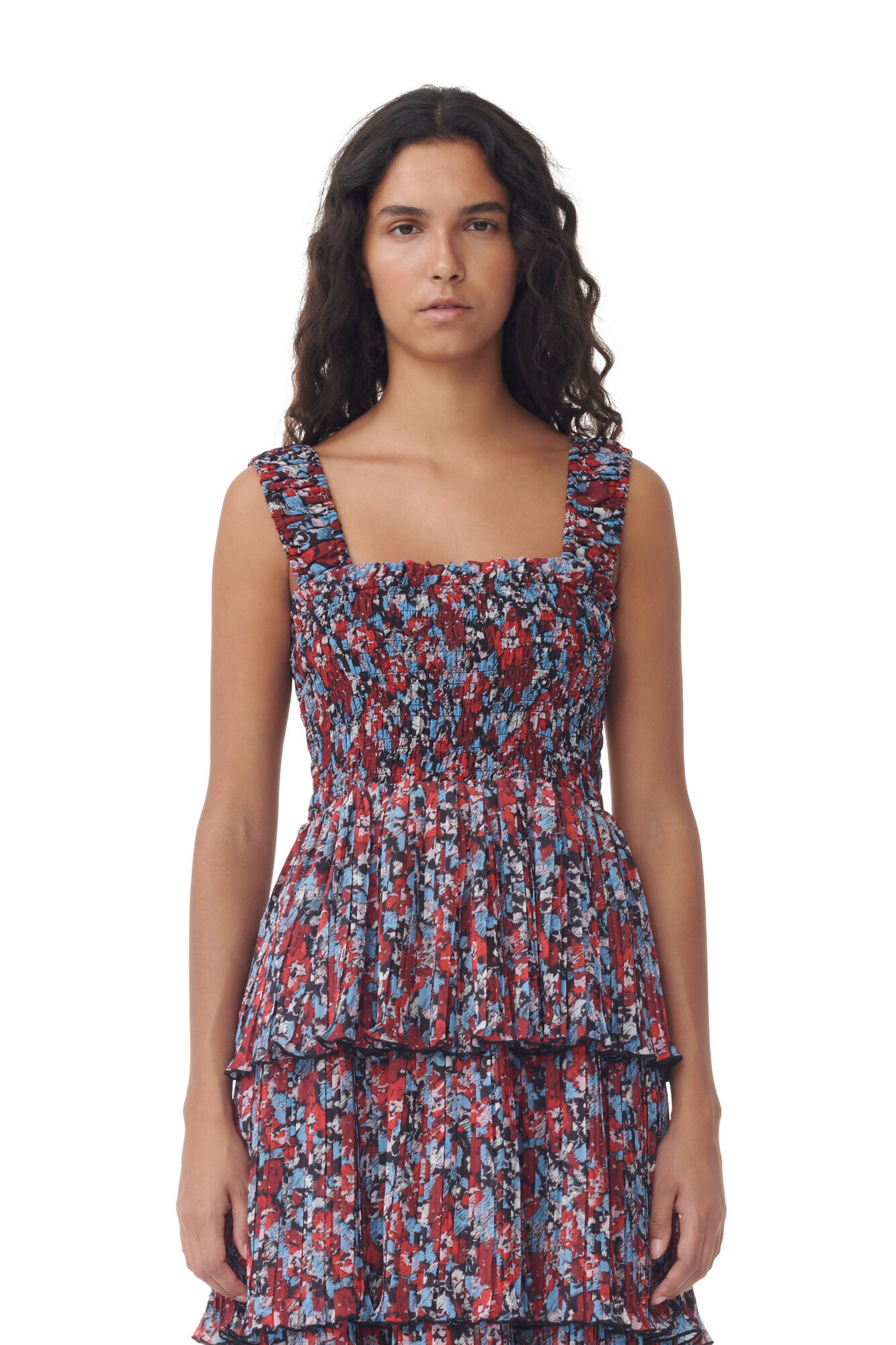 Red Pleated Georgette Flounce Smock Midikjole, Recycled Polyester, in colour High Risk Red - 2 - GANNI