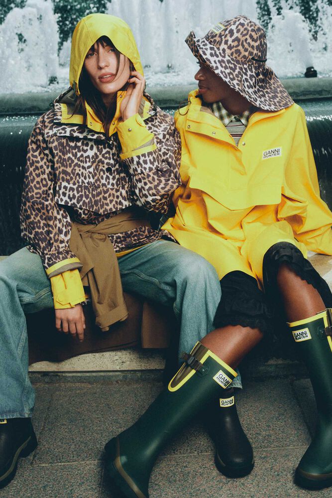 Downpour Tall Boots in Green, Dark Olive