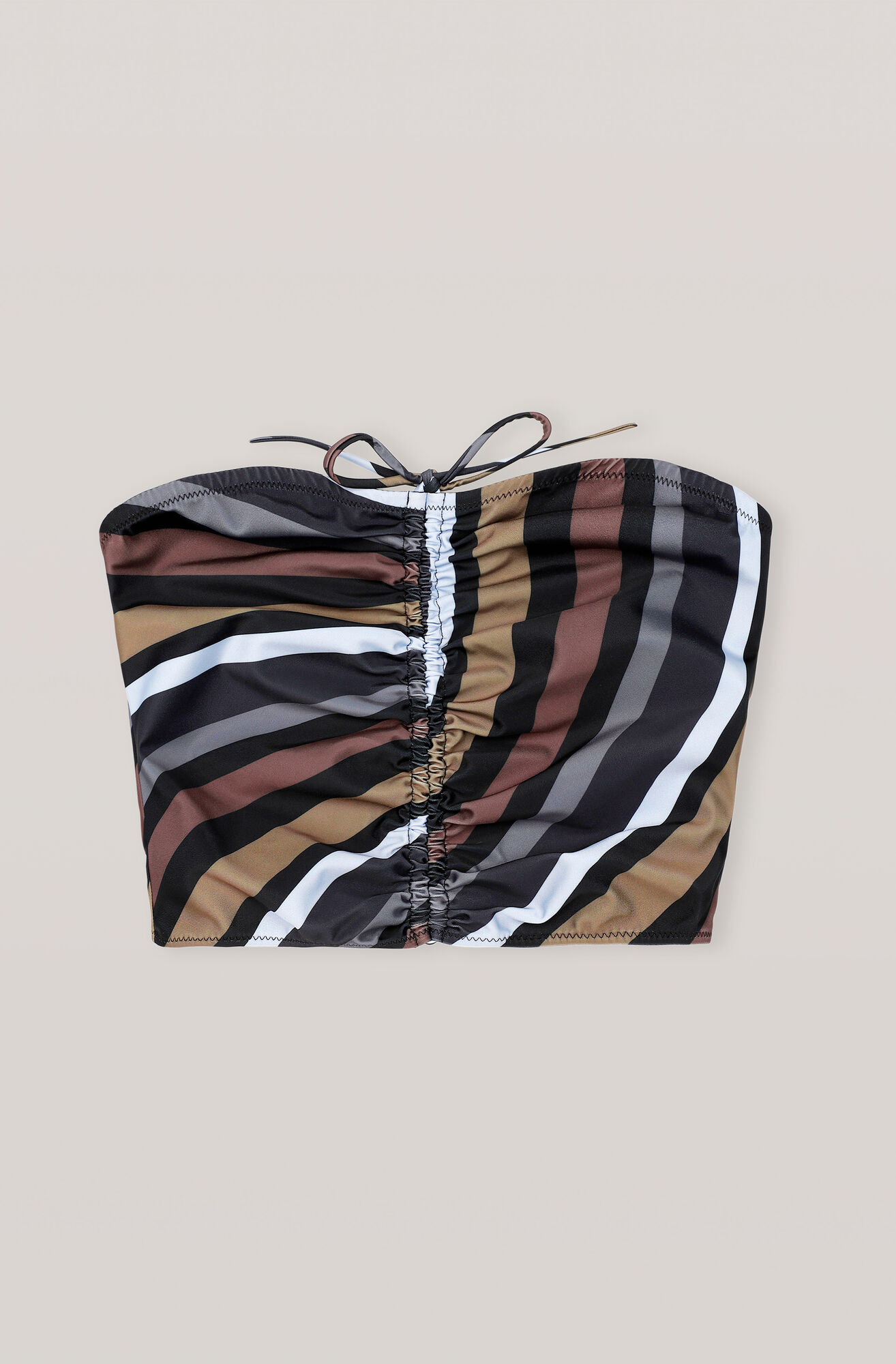 9s Gygtiqvdyom This printed swimsuit is made from recycled fabric blended with stretch. 2