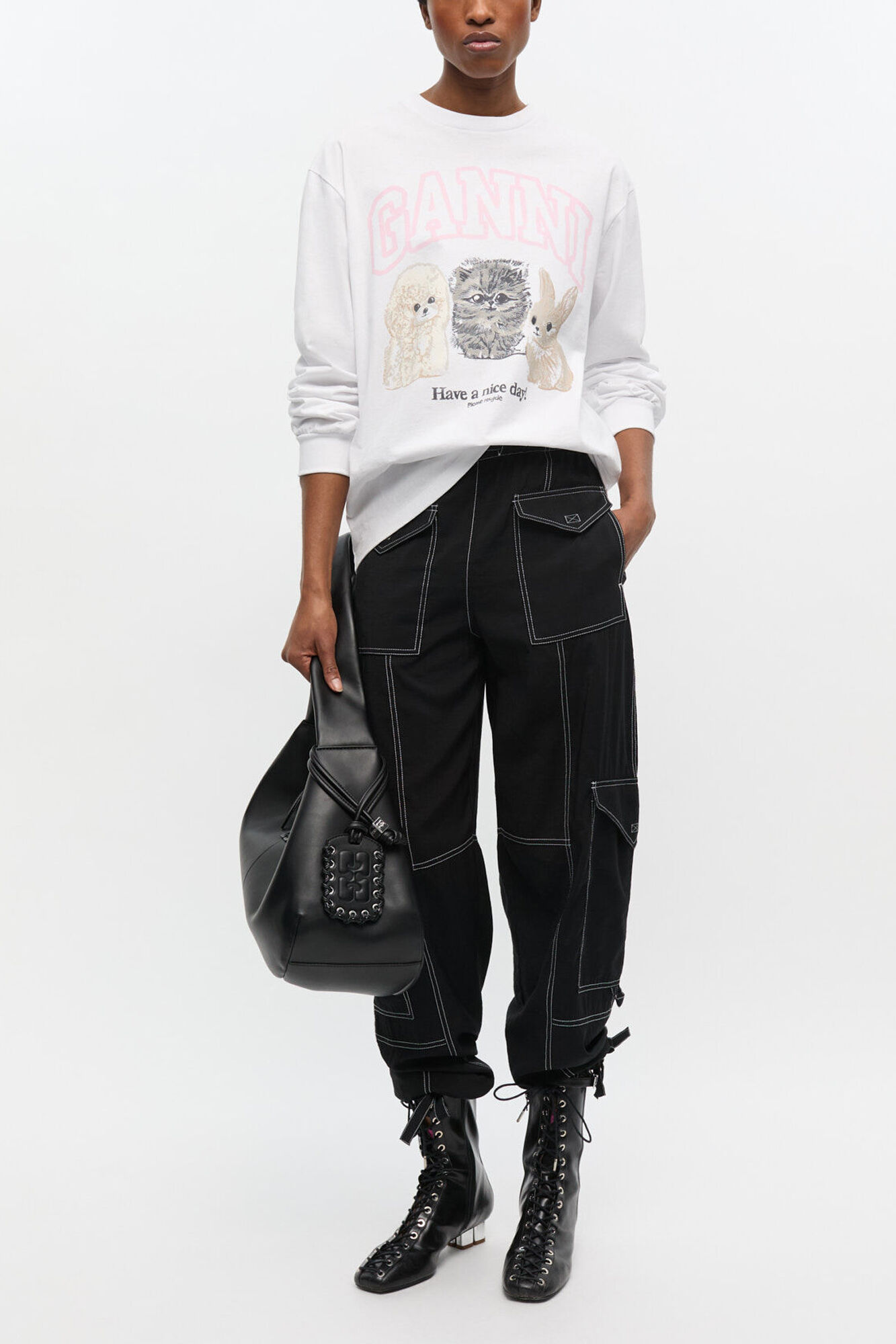 Bright White ホワイトのアニマルプリント ロングスリーブTシャツ