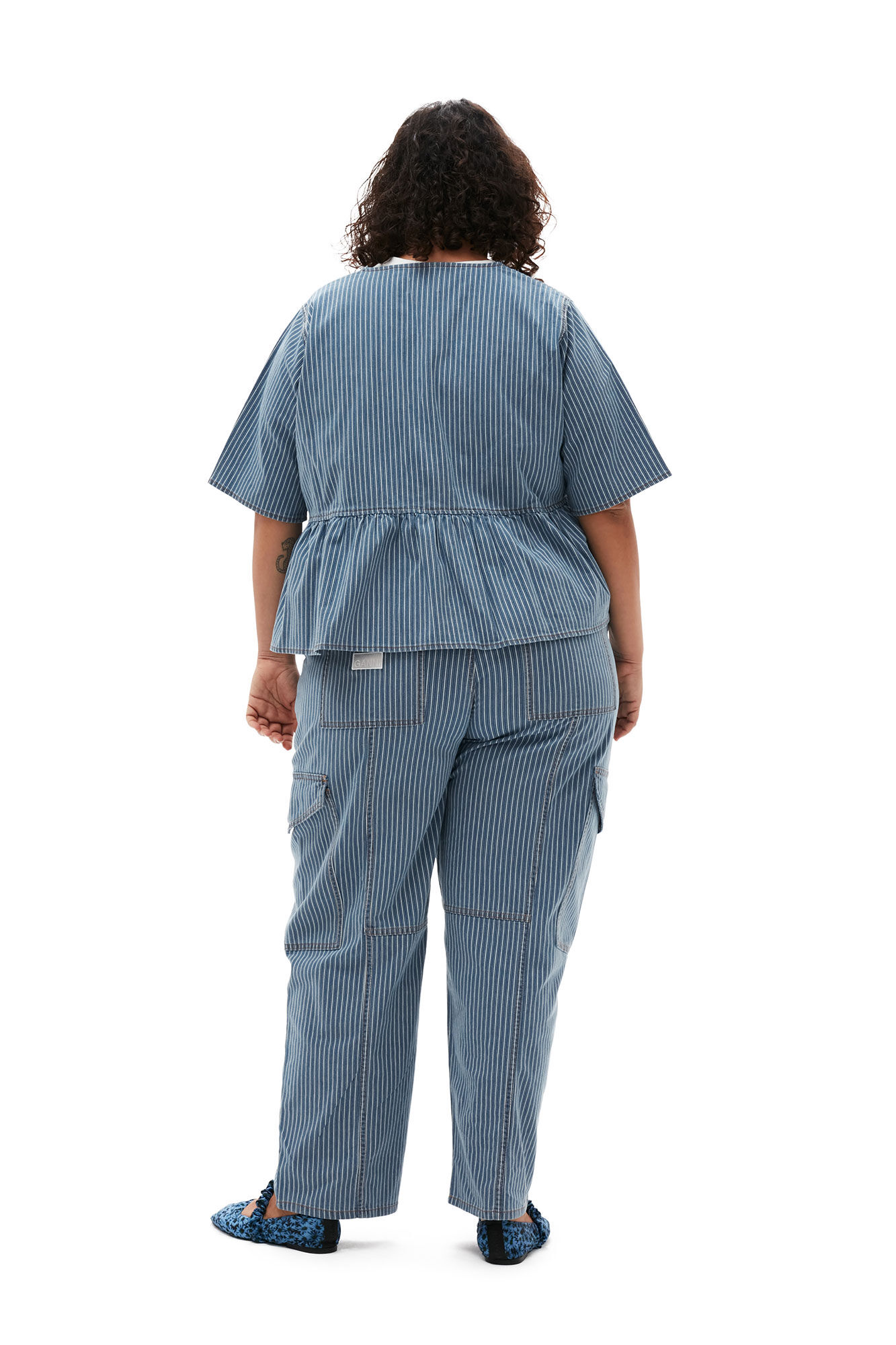 Light Stripe Denim Cargo Pants, Elastane, in colour Mid Blue Stone - 6 - GANNI