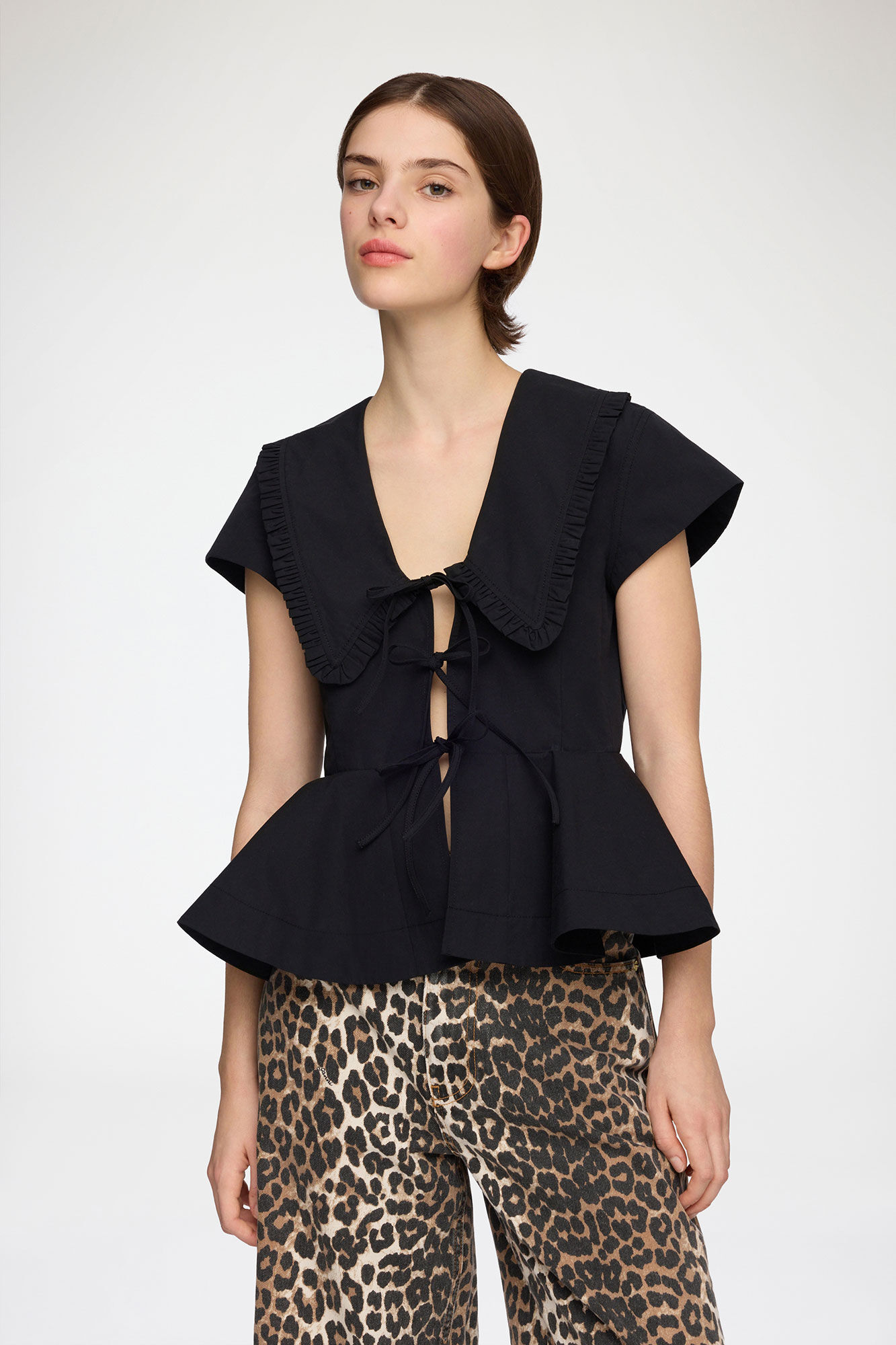 Blouse in Cotton Poplin, Organic Cotton, in colour Black - 1 - GANNI