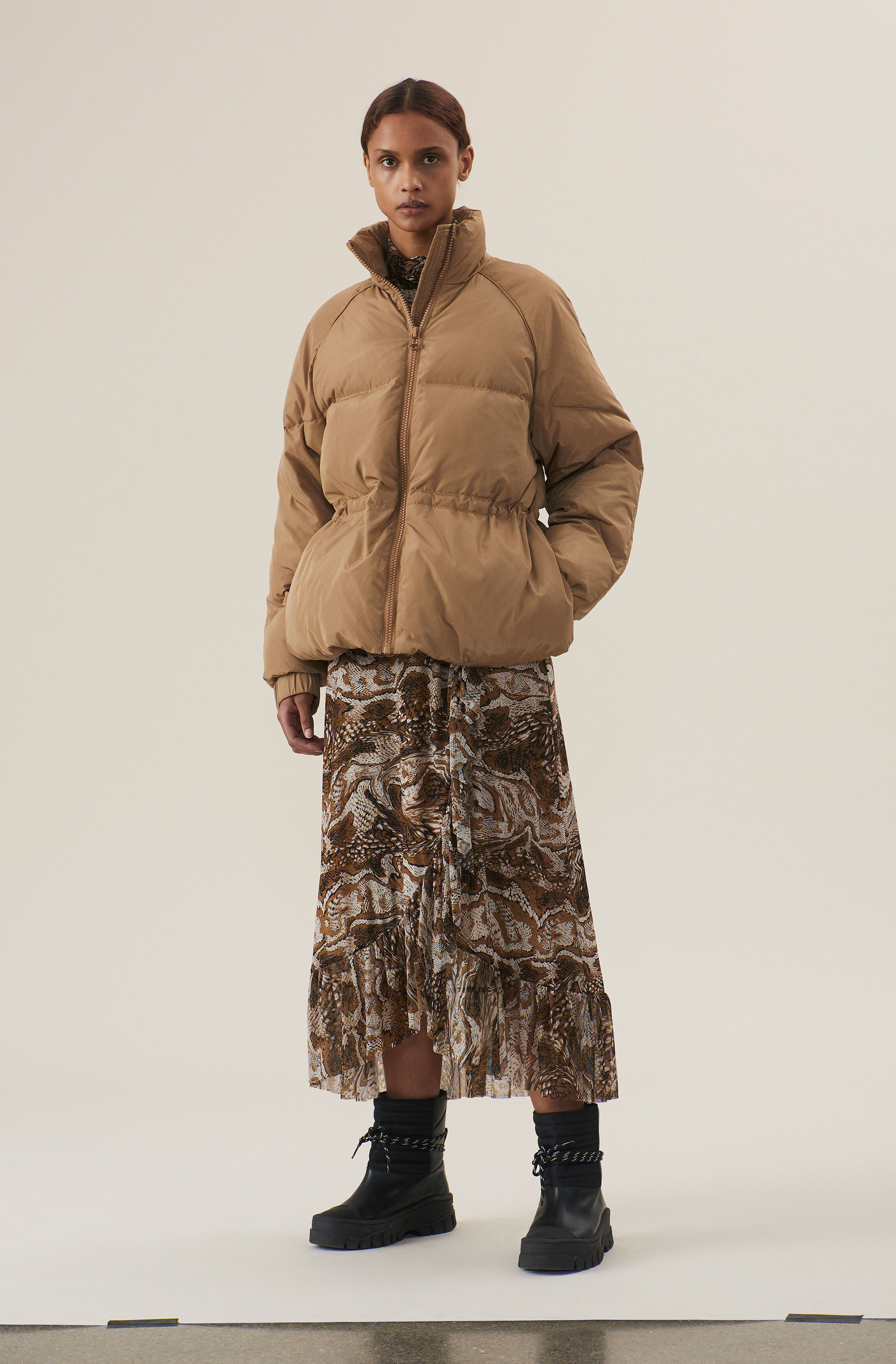 Ganni Tech Down Puffer Jacket Shop, 52 