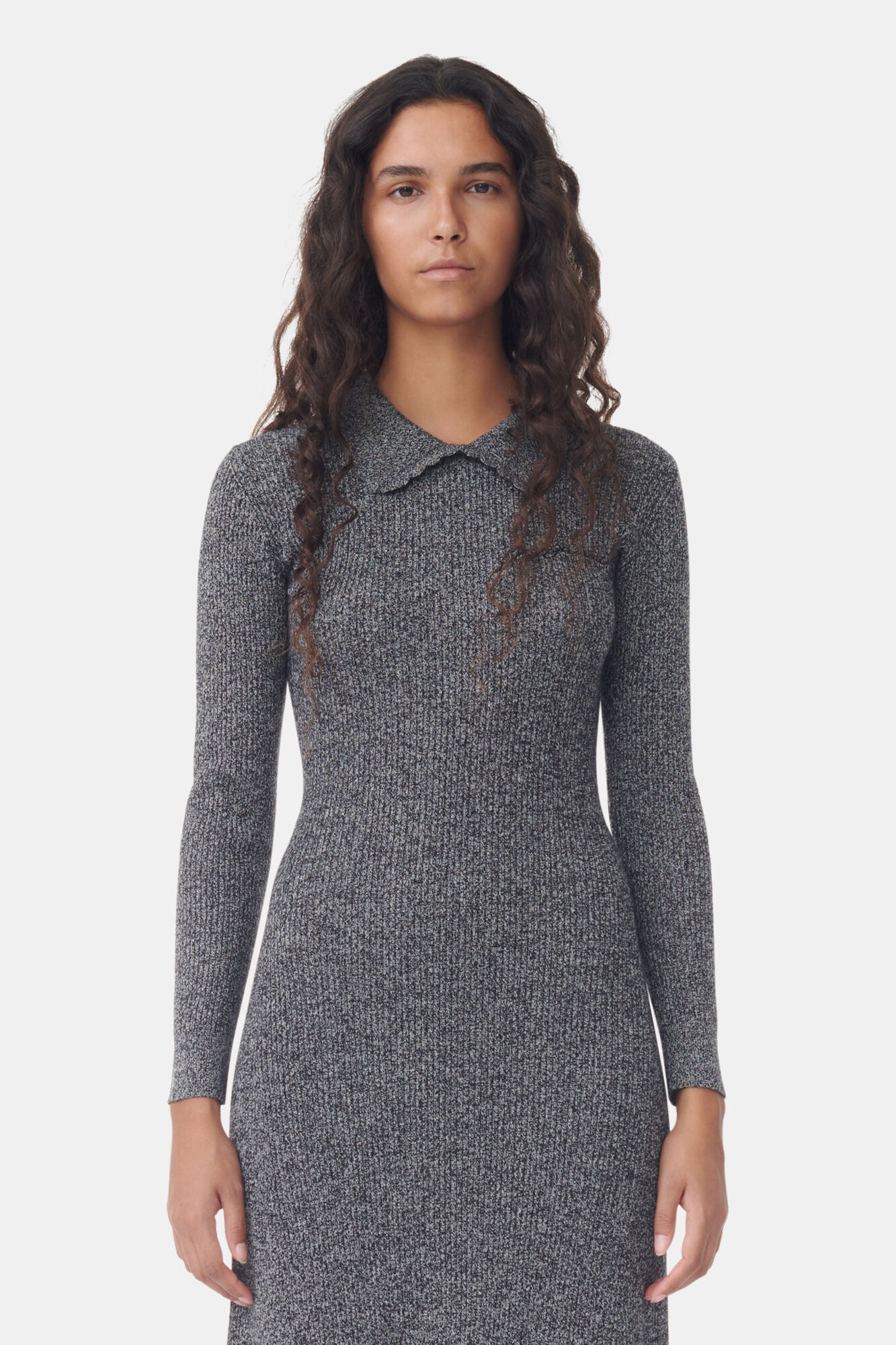 Grey Collar Maxi Dress, Cashmere, in colour Ebony Melange - 4 - GANNI